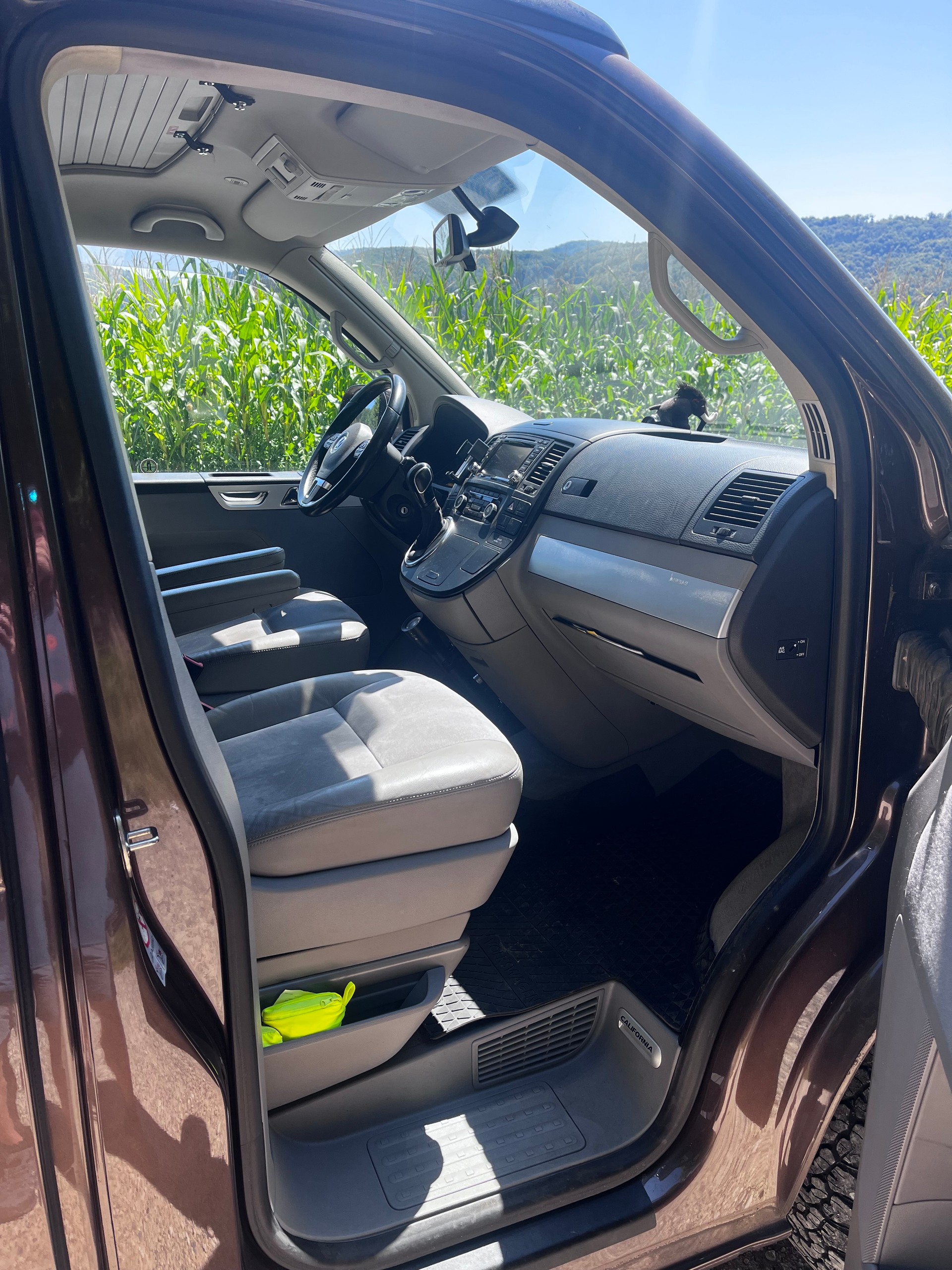 VW 2.0 TDI 180 CL Edition DSG 4m-image-17
