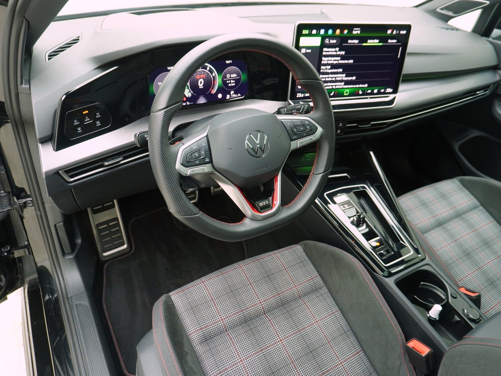 VW Golf 8.5 2.0 TSI DSG GTI Black Style (2025)-image-9