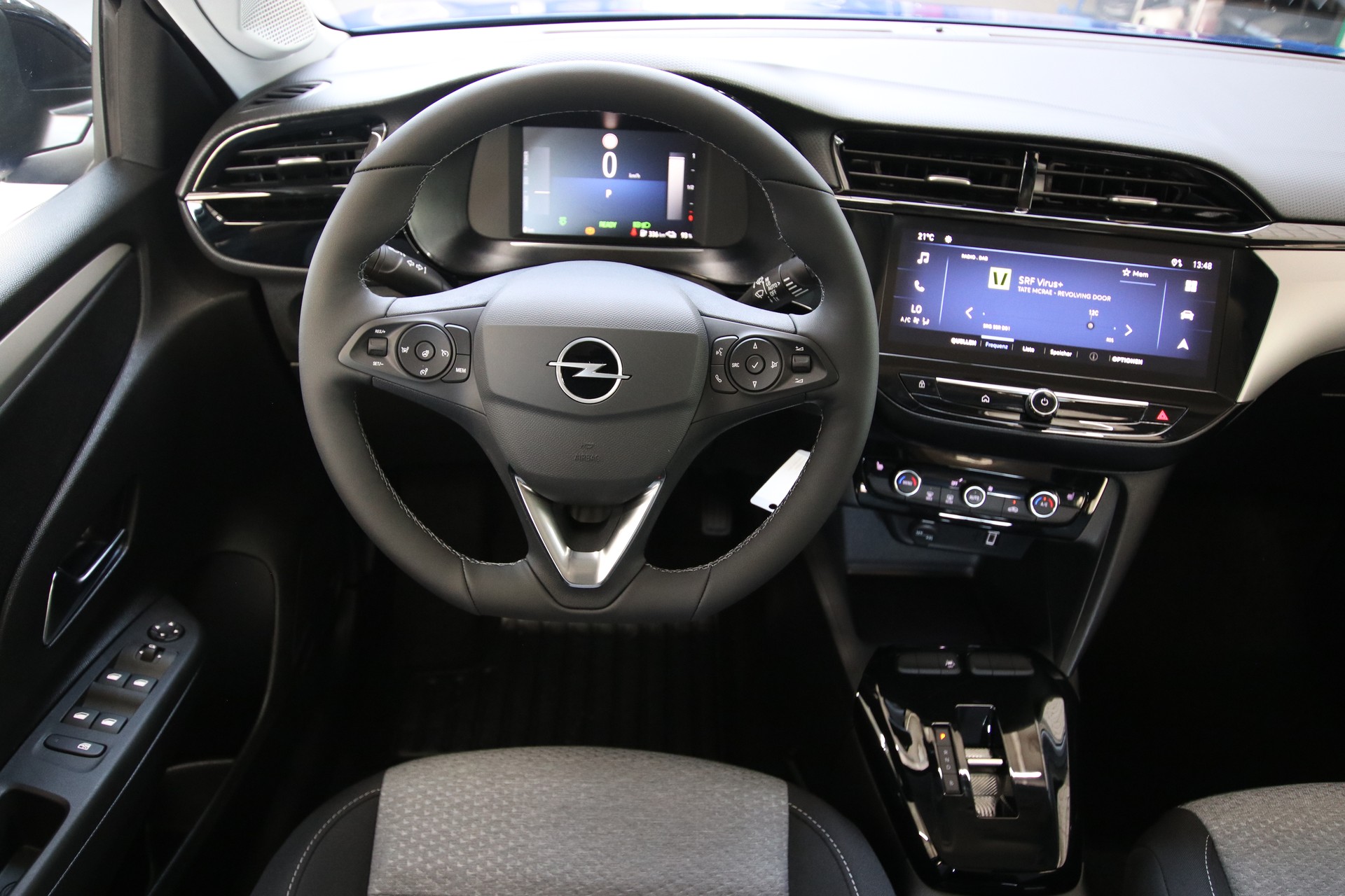 OPEL Corsa e- 50kWh Edition-image-10