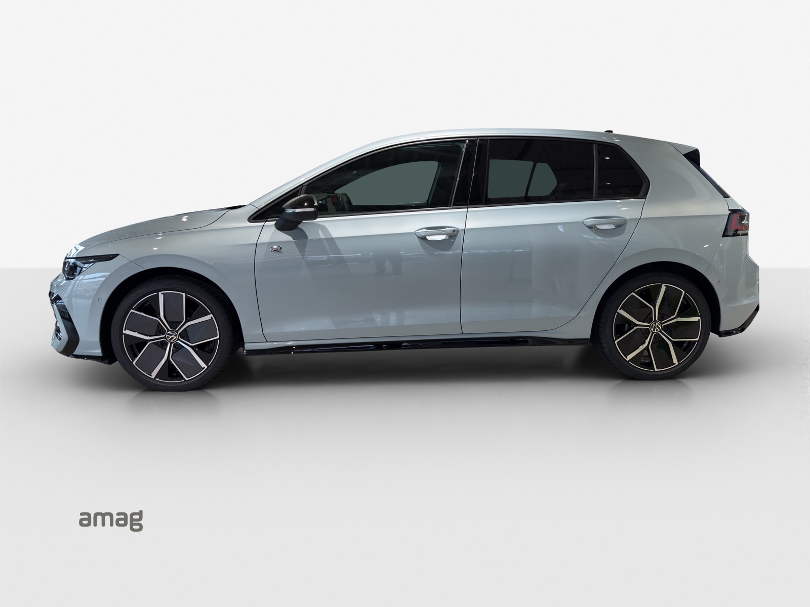 VW Golf 1.5 e TSI mHEV R-Line DSG-image-1