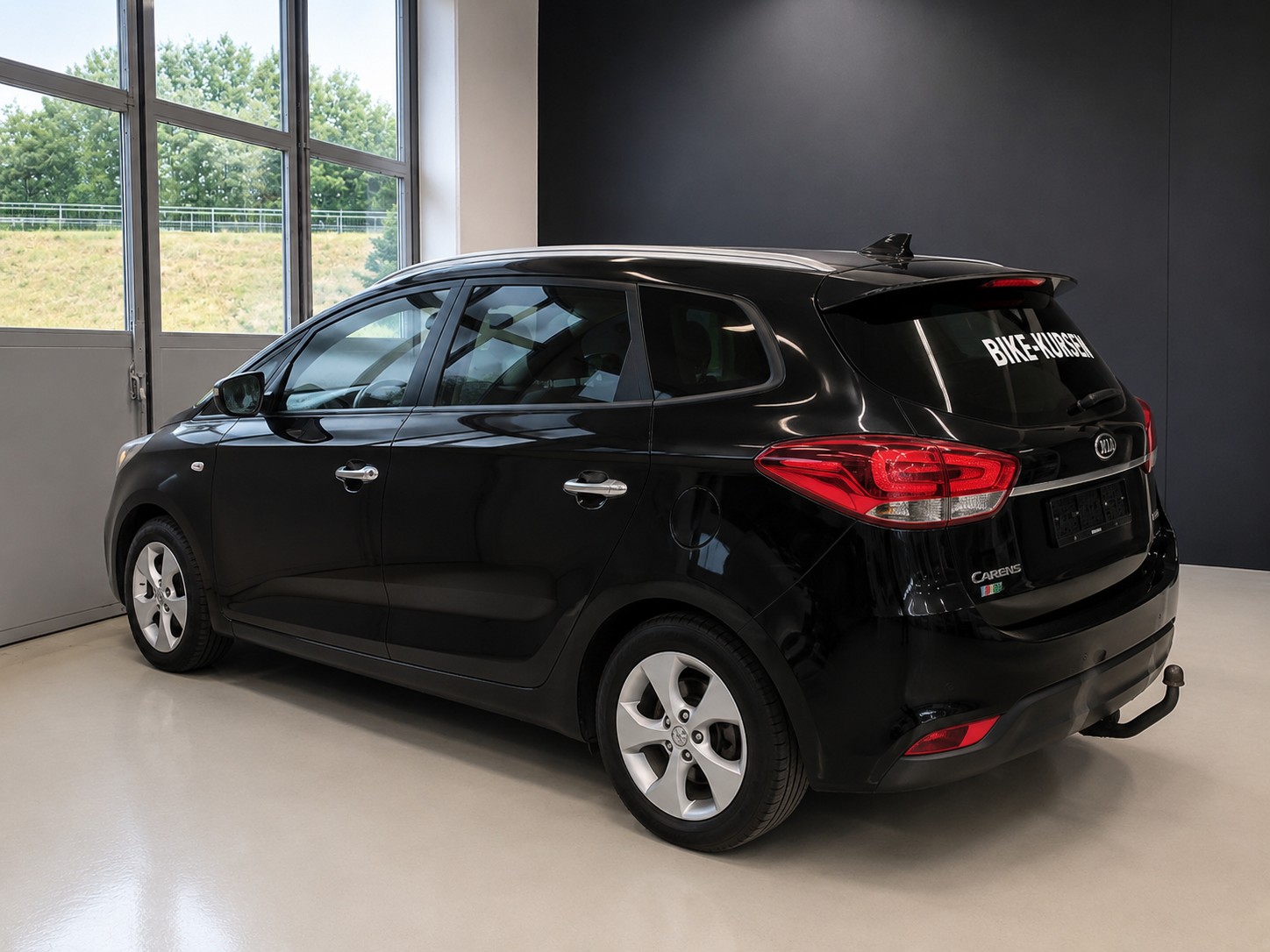 KIA Carens 1.7 CRDi Trend DCT
