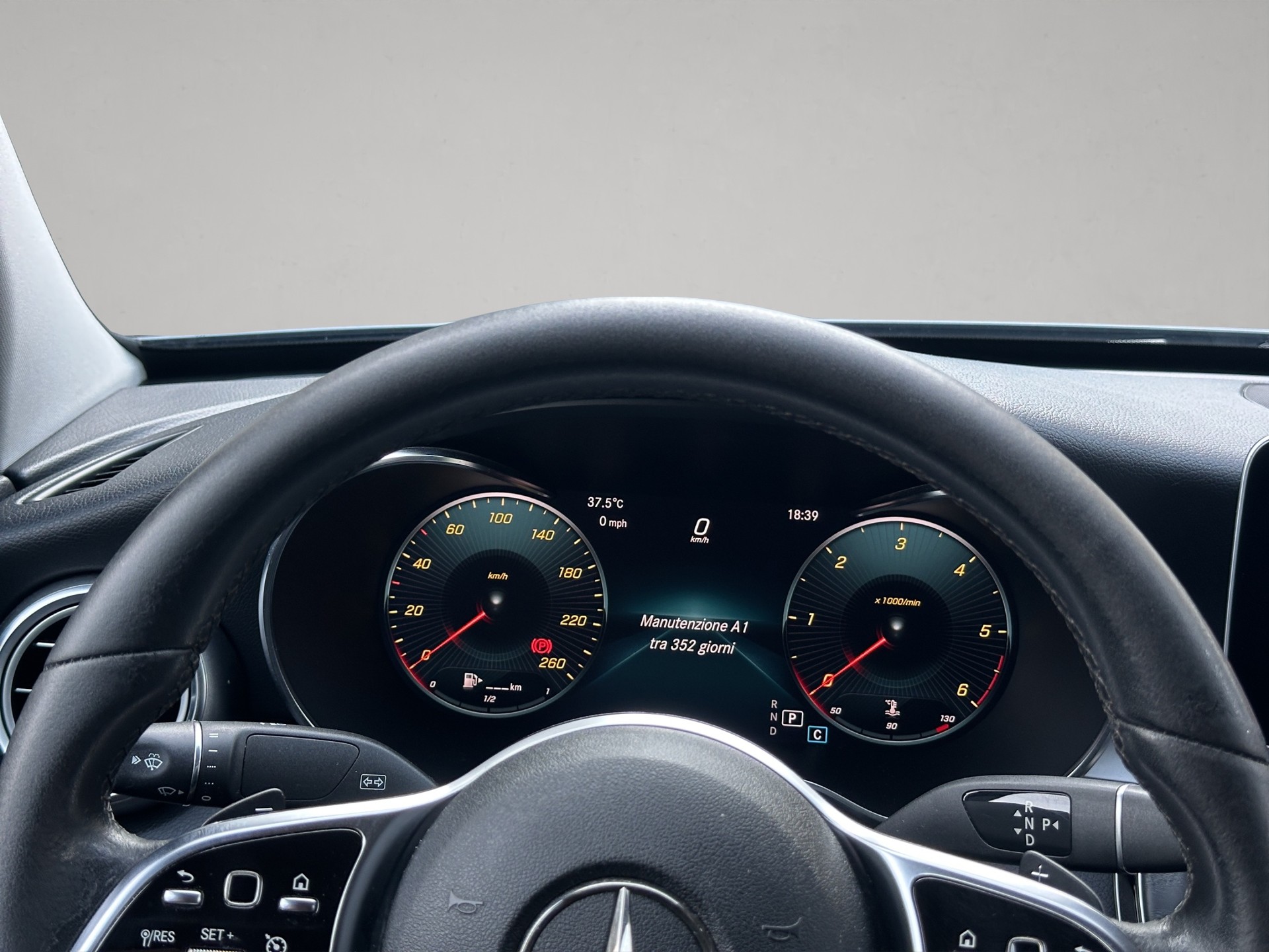 MERCEDES-BENZ C 220 d Avantgarde 9G-Tronic-image-8