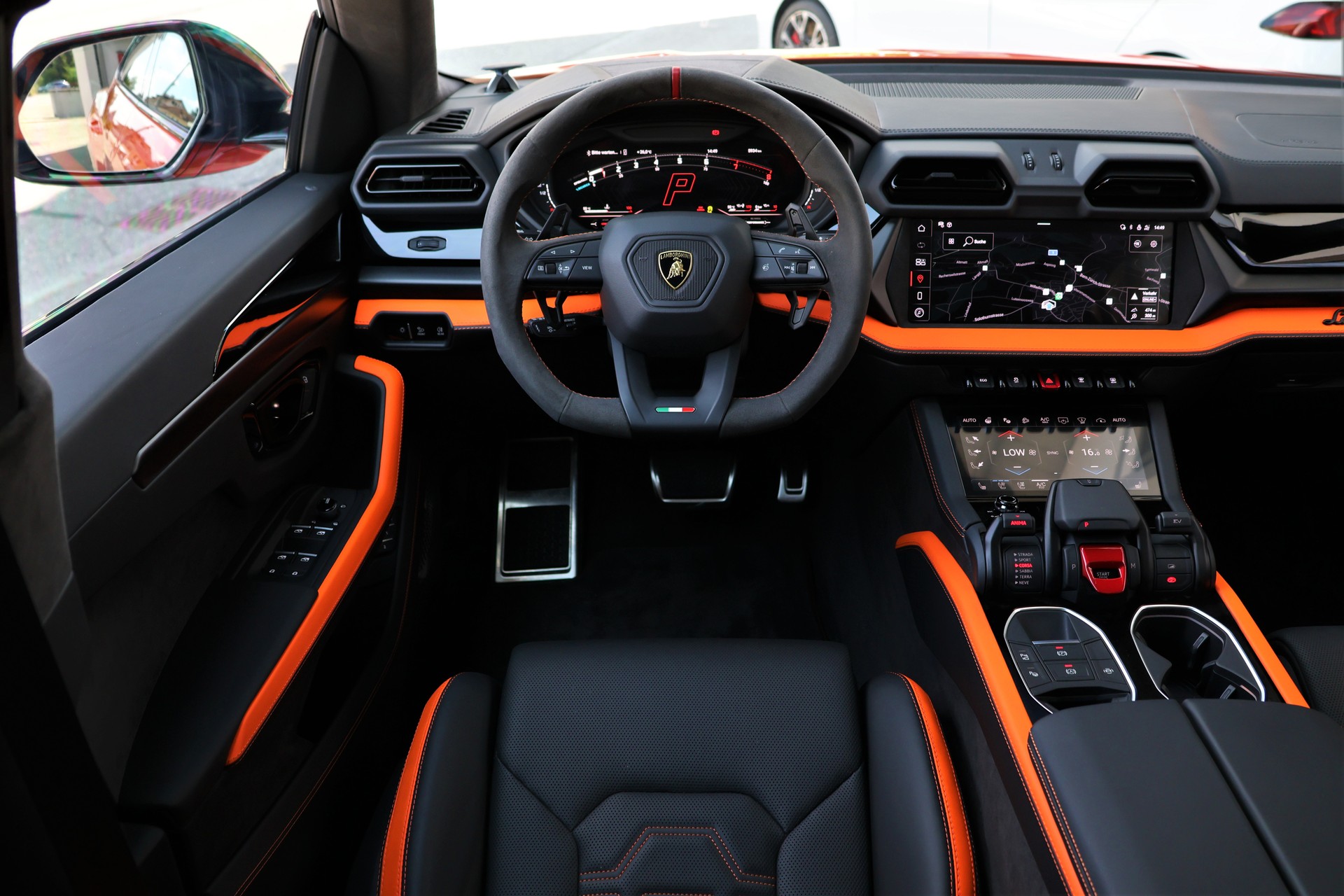 LAMBORGHINI Urus SE *ARANCIAEGON*-image-17