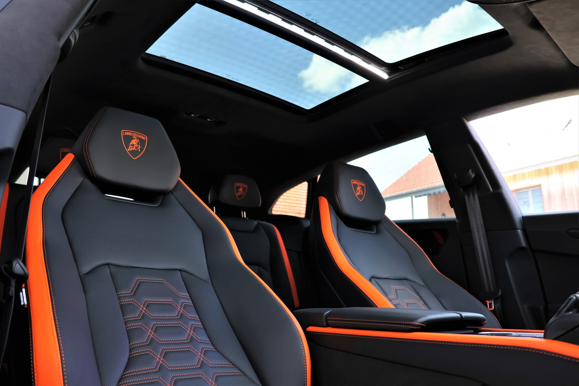 LAMBORGHINI Urus SE *ARANCIAEGON*-image-27