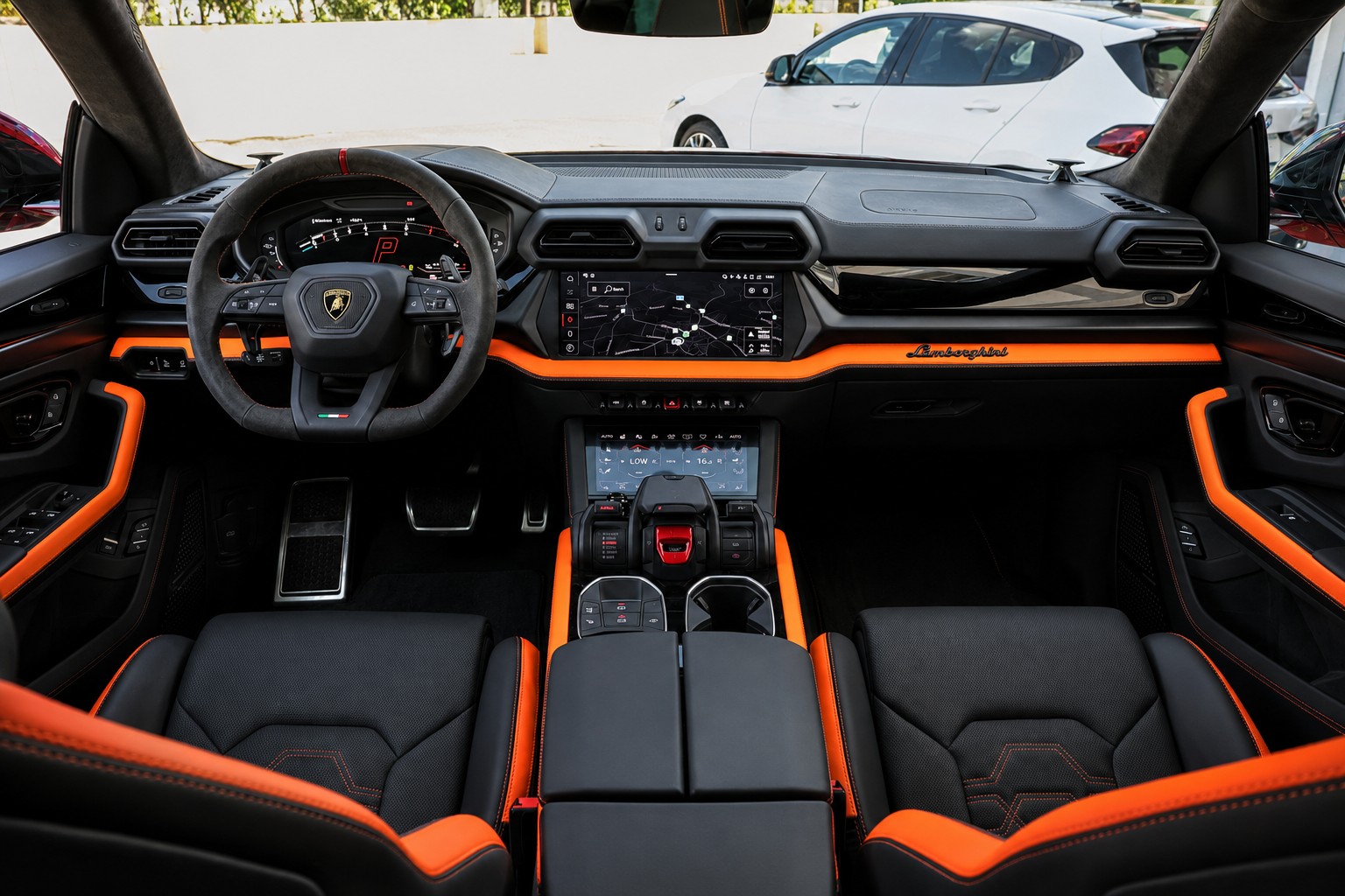 LAMBORGHINI Urus SE *ARANCIAEGON*-image-19