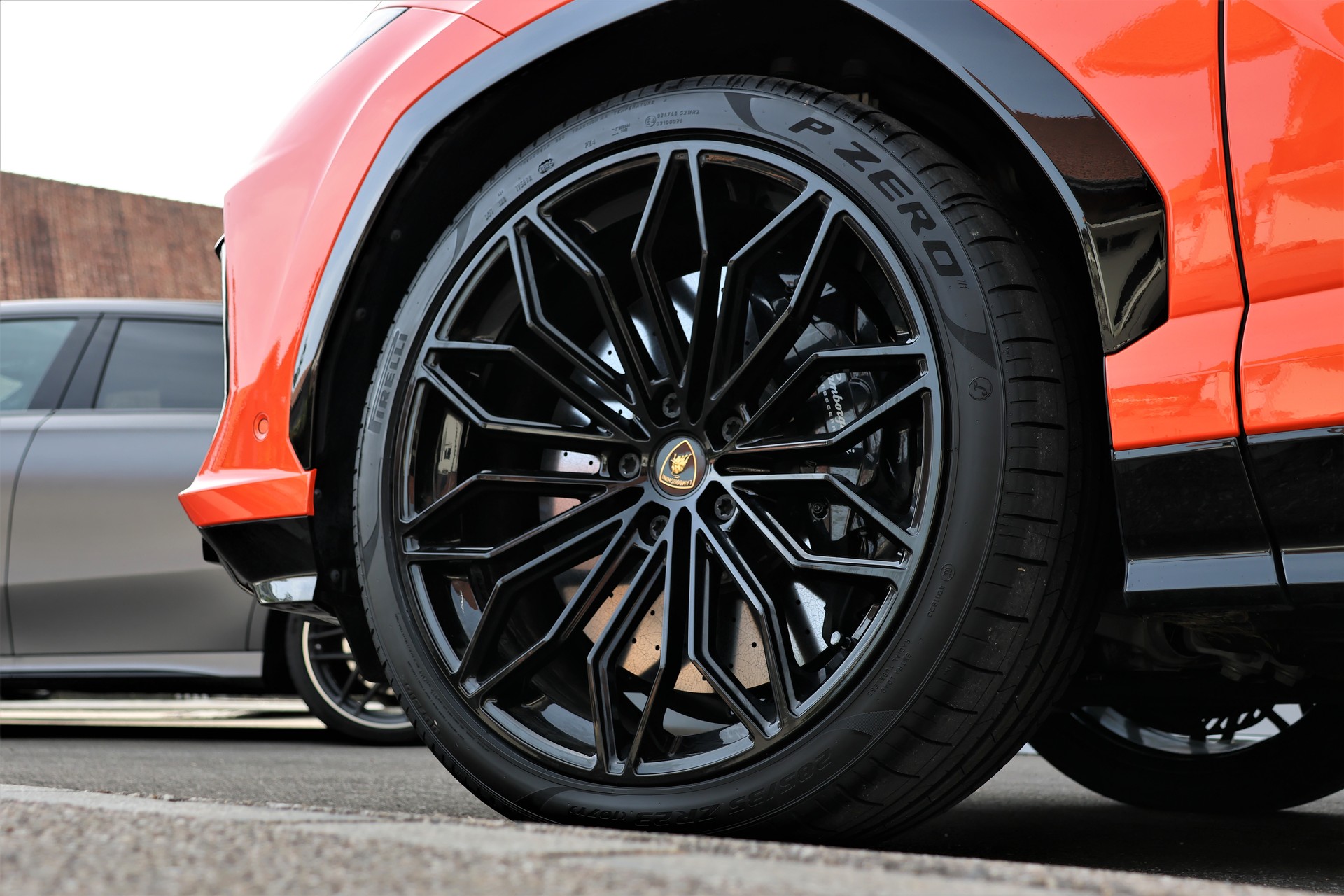 LAMBORGHINI Urus SE *ARANCIAEGON*-image-11