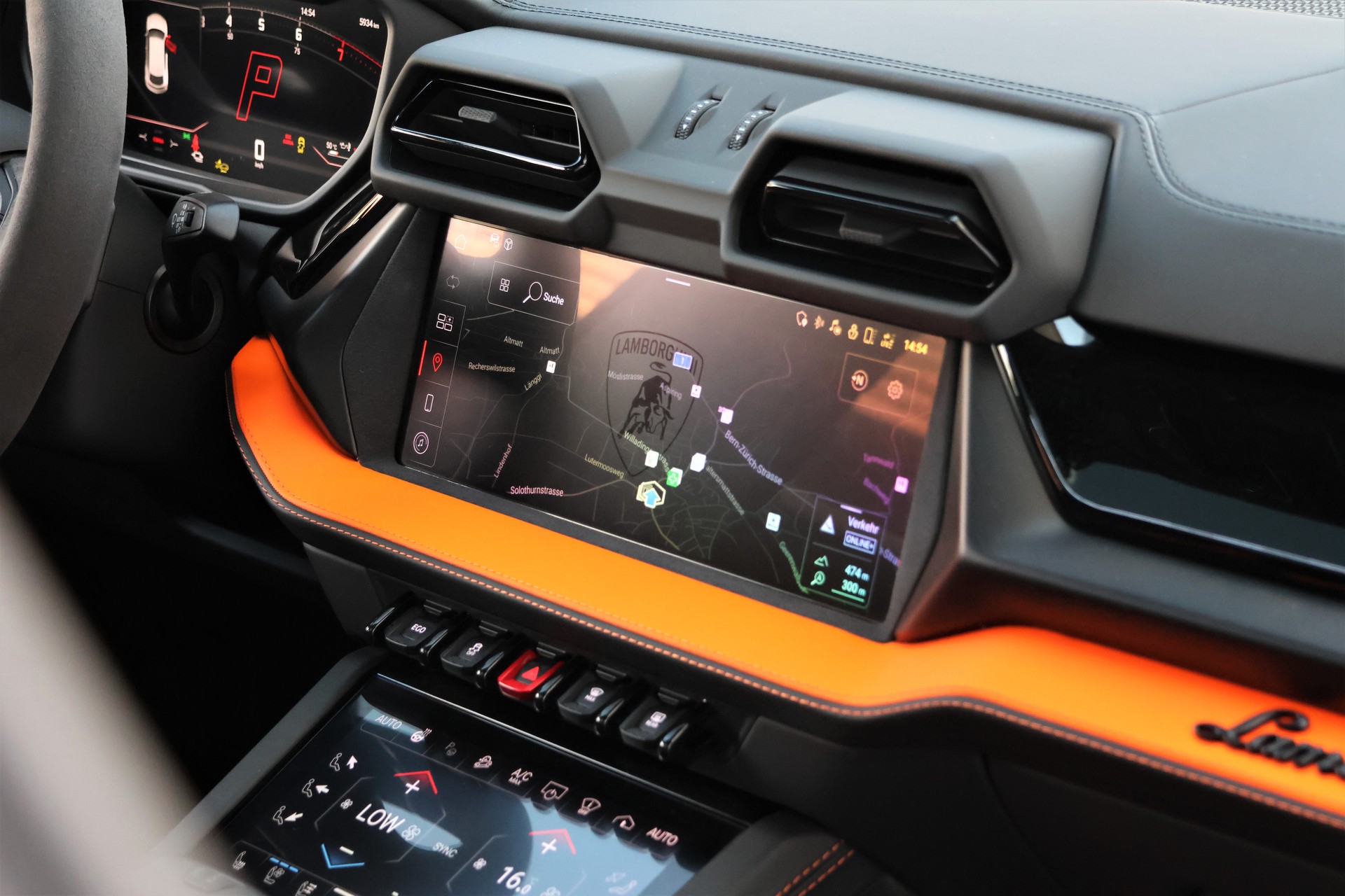 LAMBORGHINI Urus SE *ARANCIAEGON*-image-25