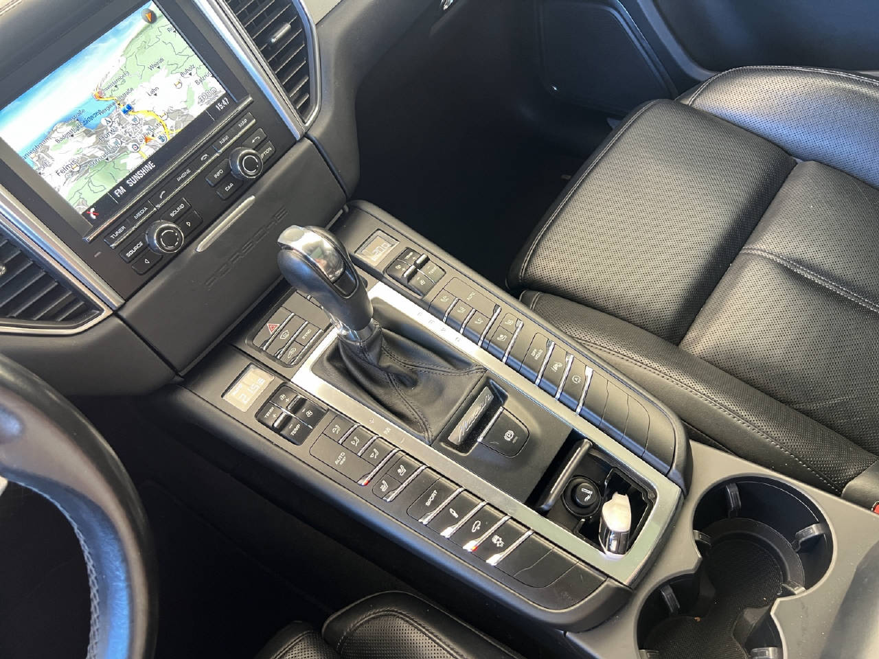PORSCHE Macan 3.6 V6 Turbo-image-18