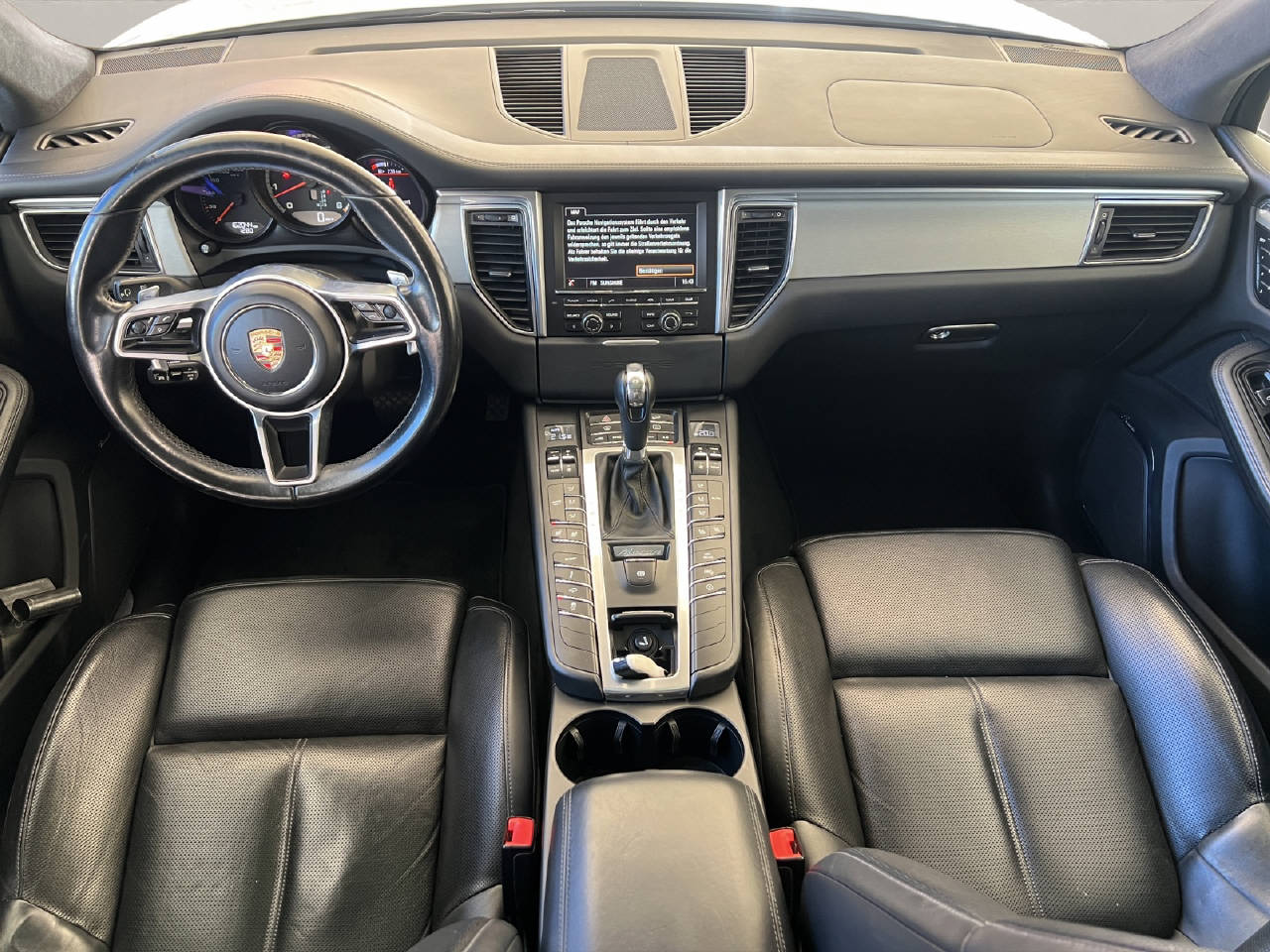 PORSCHE Macan 3.6 V6 Turbo-image-10