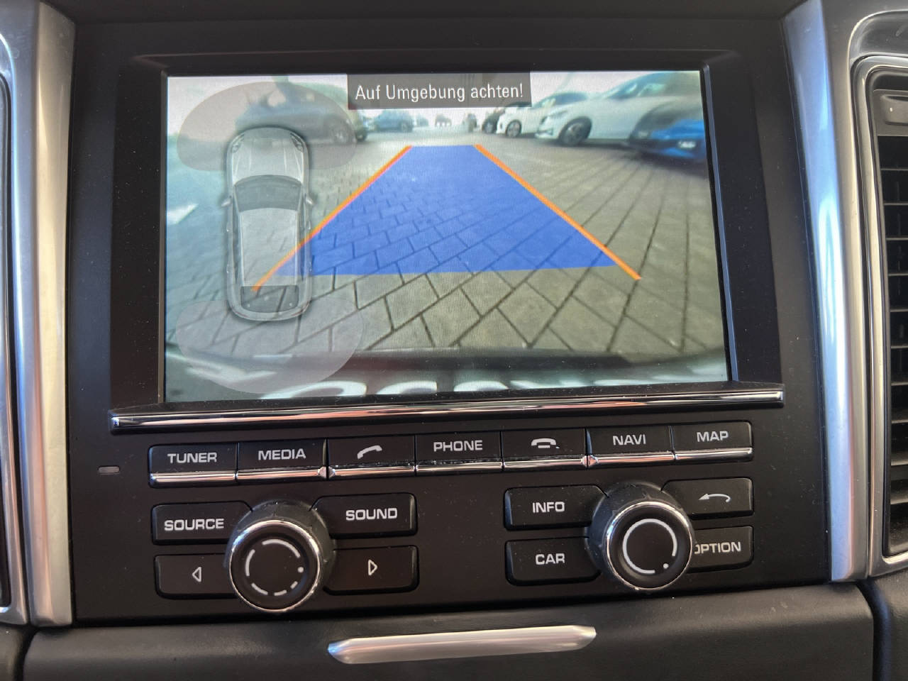 PORSCHE Macan 3.6 V6 Turbo-image-17