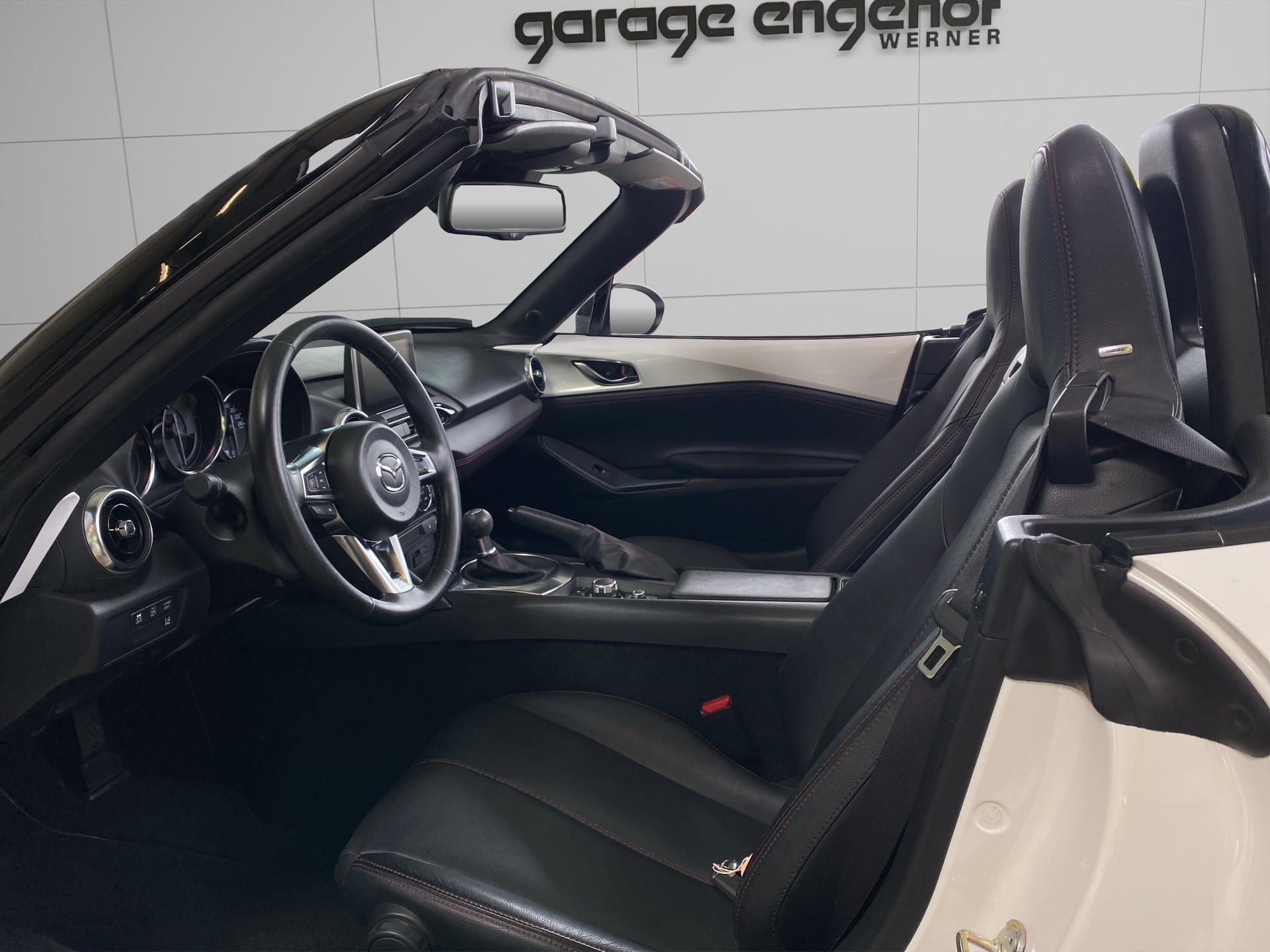 MAZDA MX-5 SKYACTIV-G 160 Revolution-image-9