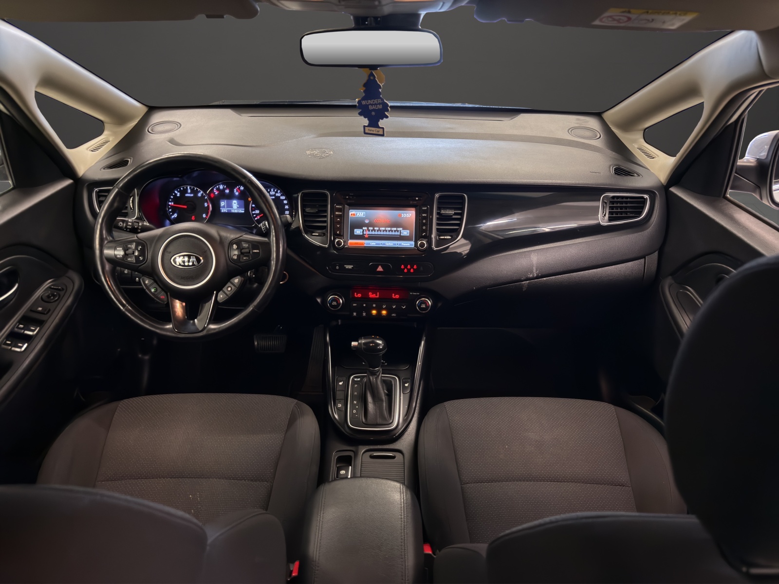 KIA Carens 1.7 CRDi Trend DCT-image-8