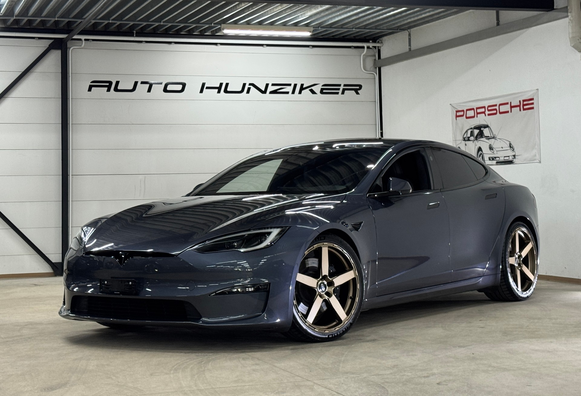 TESLA Model S 100 kWh Palladium Long Range// Autopilot inkl. FSD-image-0