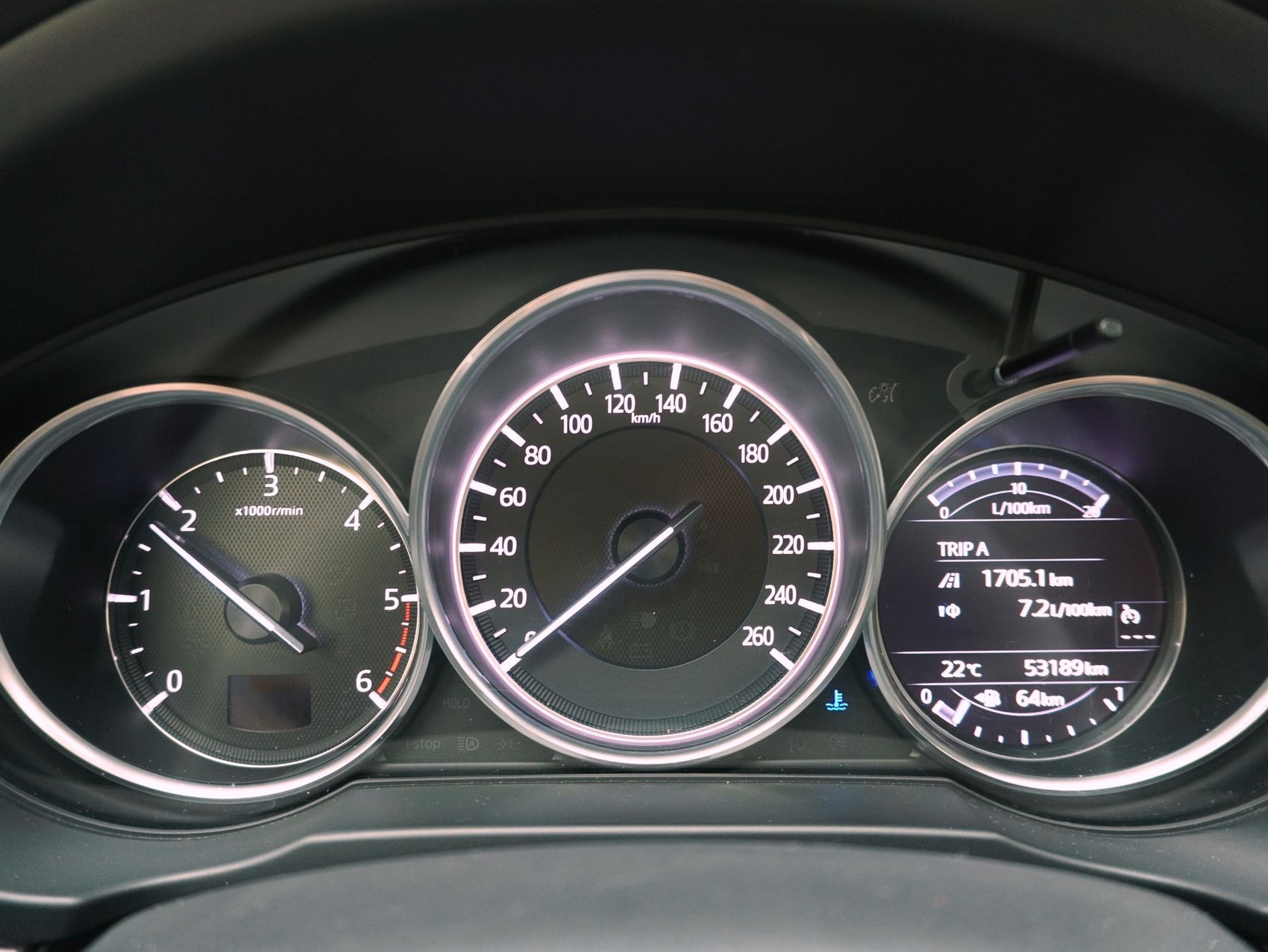 MAZDA CX-5 2.2 D AWD Revolution-image-17