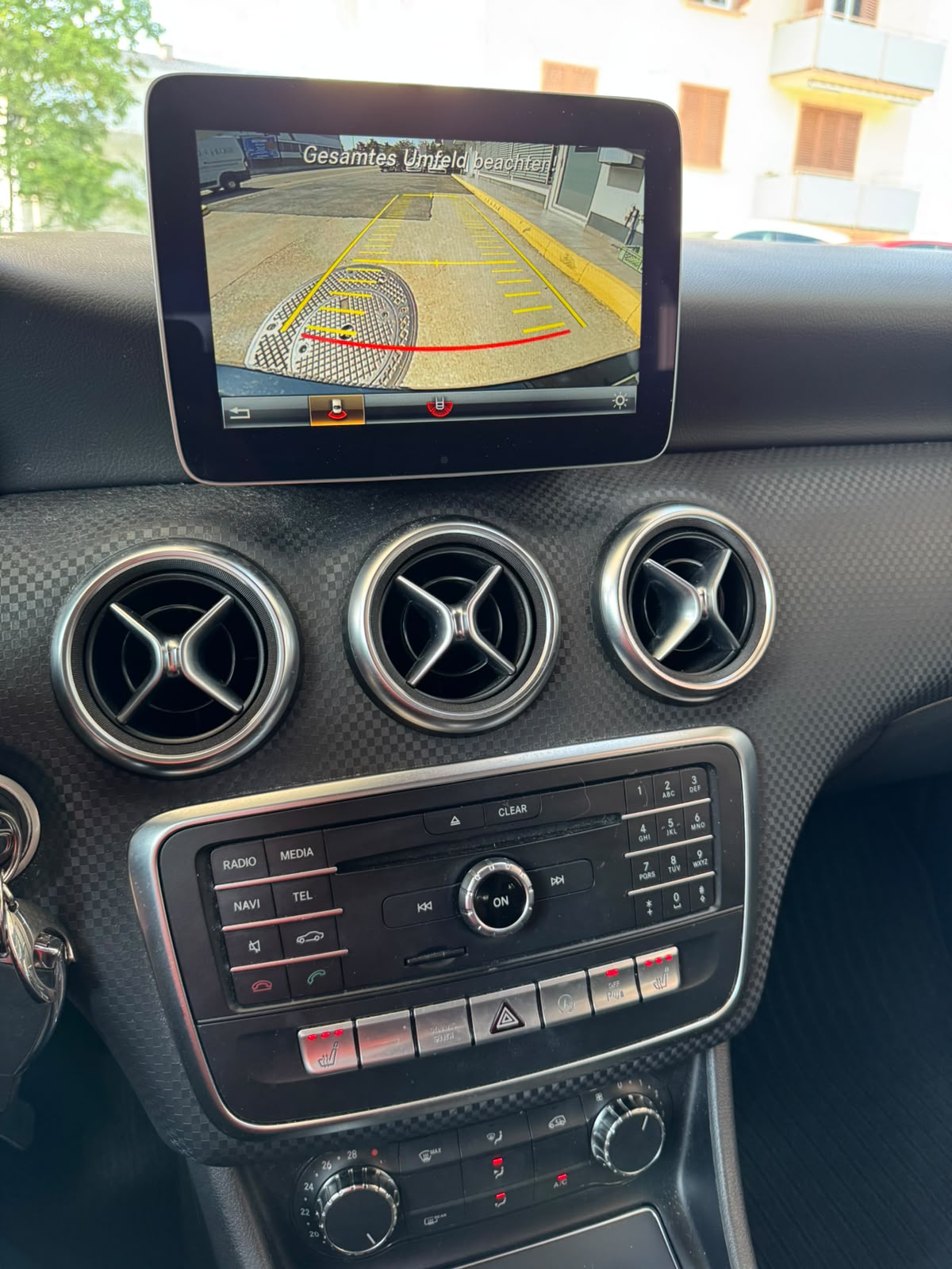 MERCEDES-BENZ A 200 Night Star 7G-DCT-image-13