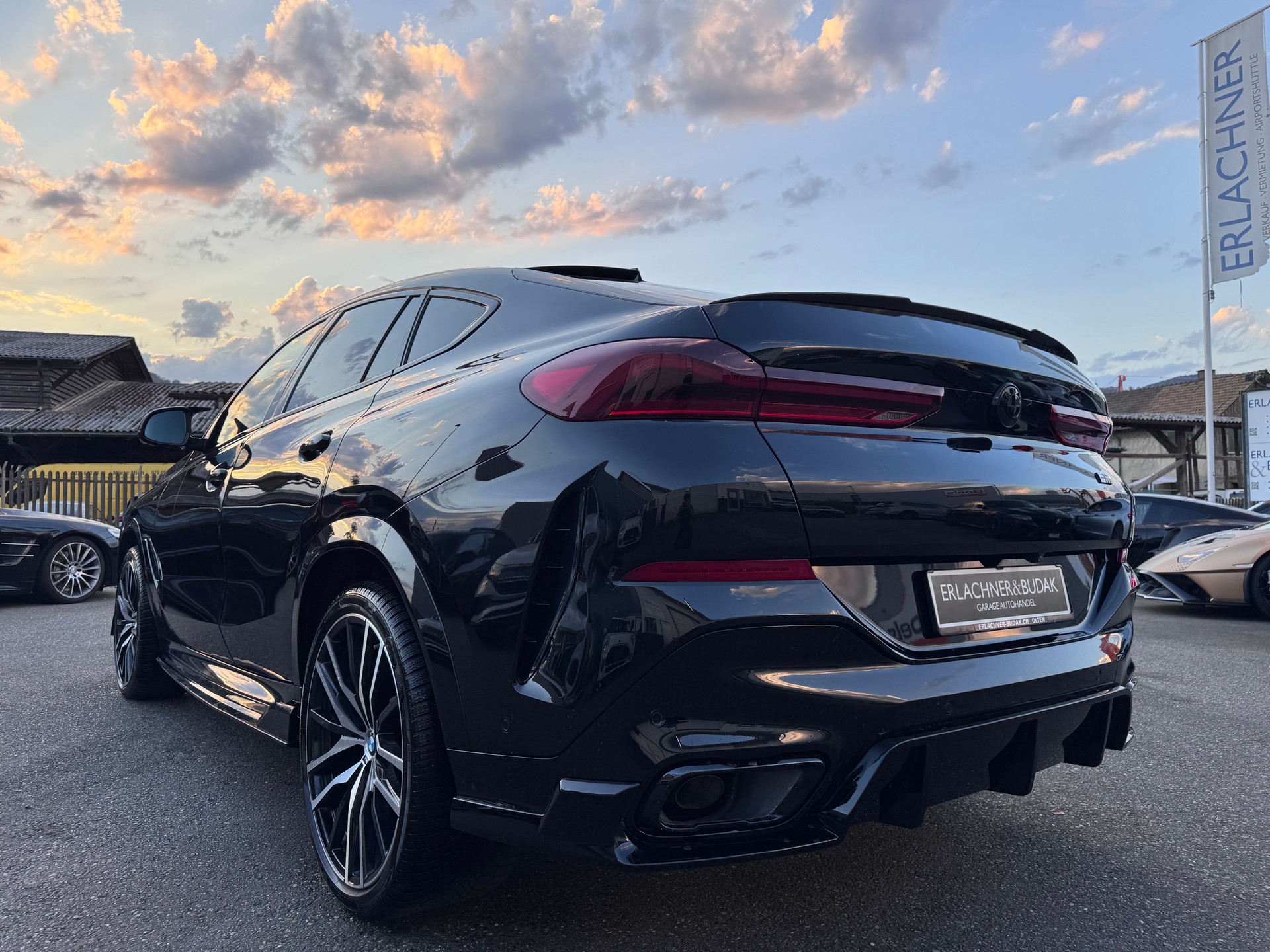 BMW X6 M50d-image-4