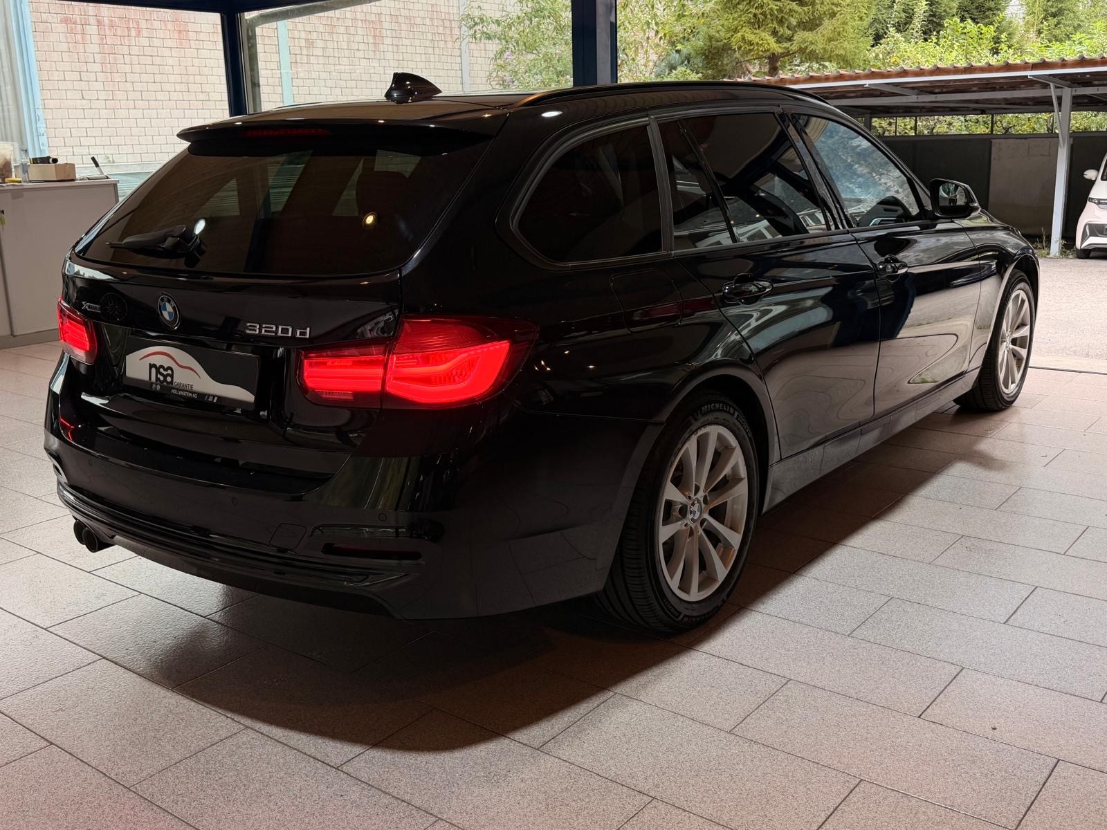 BMW 320d Touring xDrive-image-6