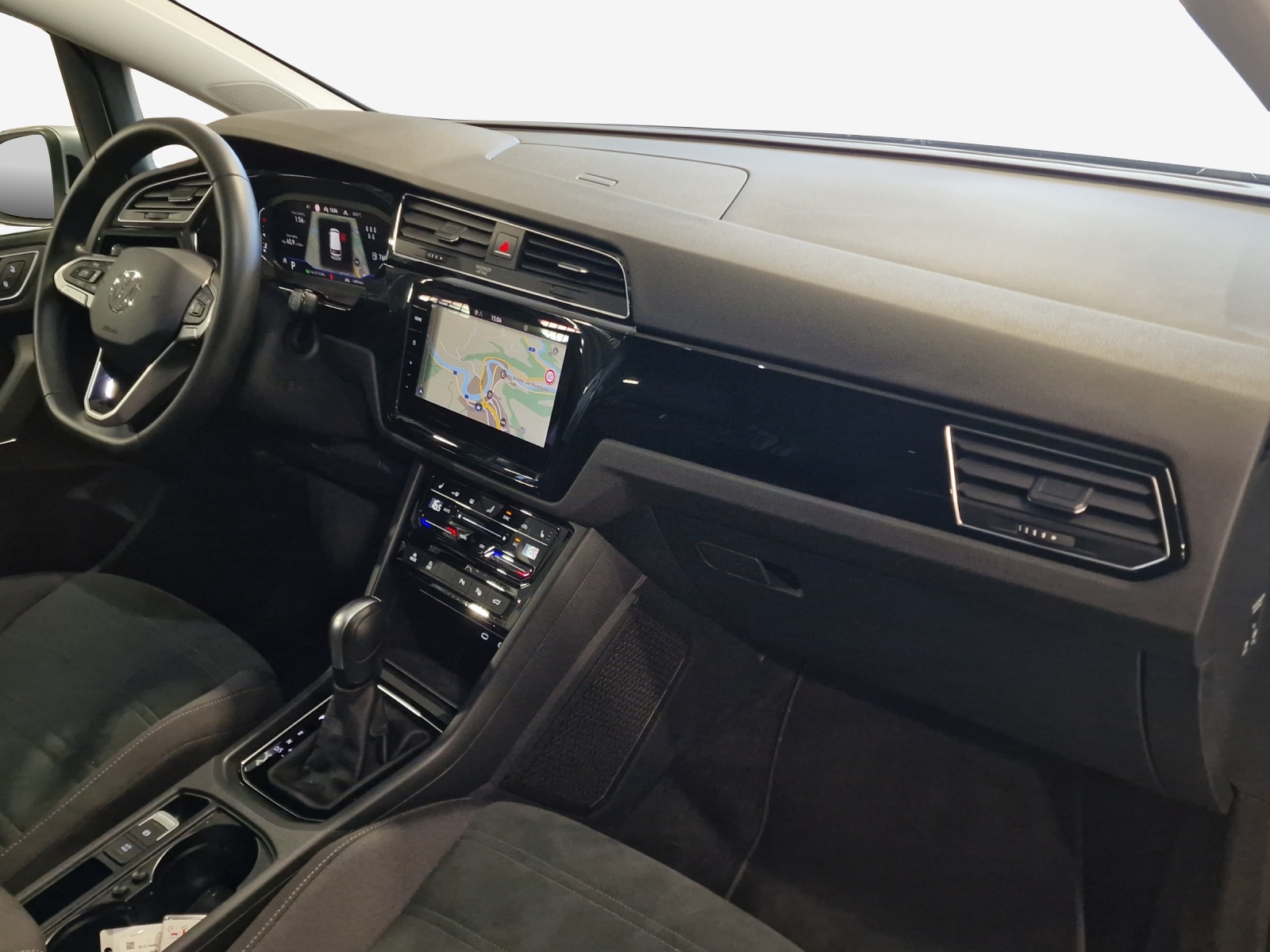 VW Touran 2.0 TDI BlueMotion Technology Highline DSG-image-13