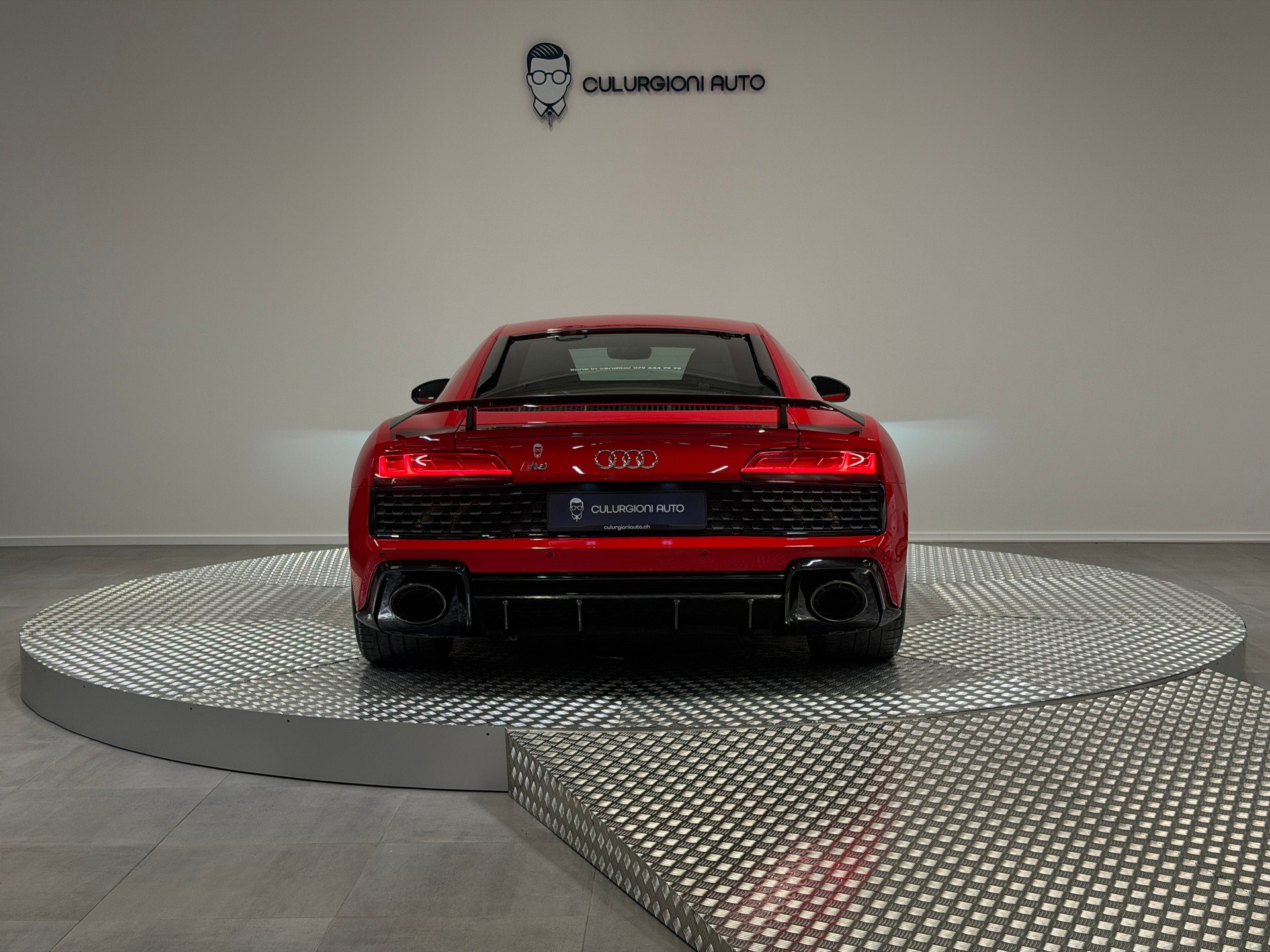 AUDI R8 Coupé performance S-Tronic-showroom-element-3