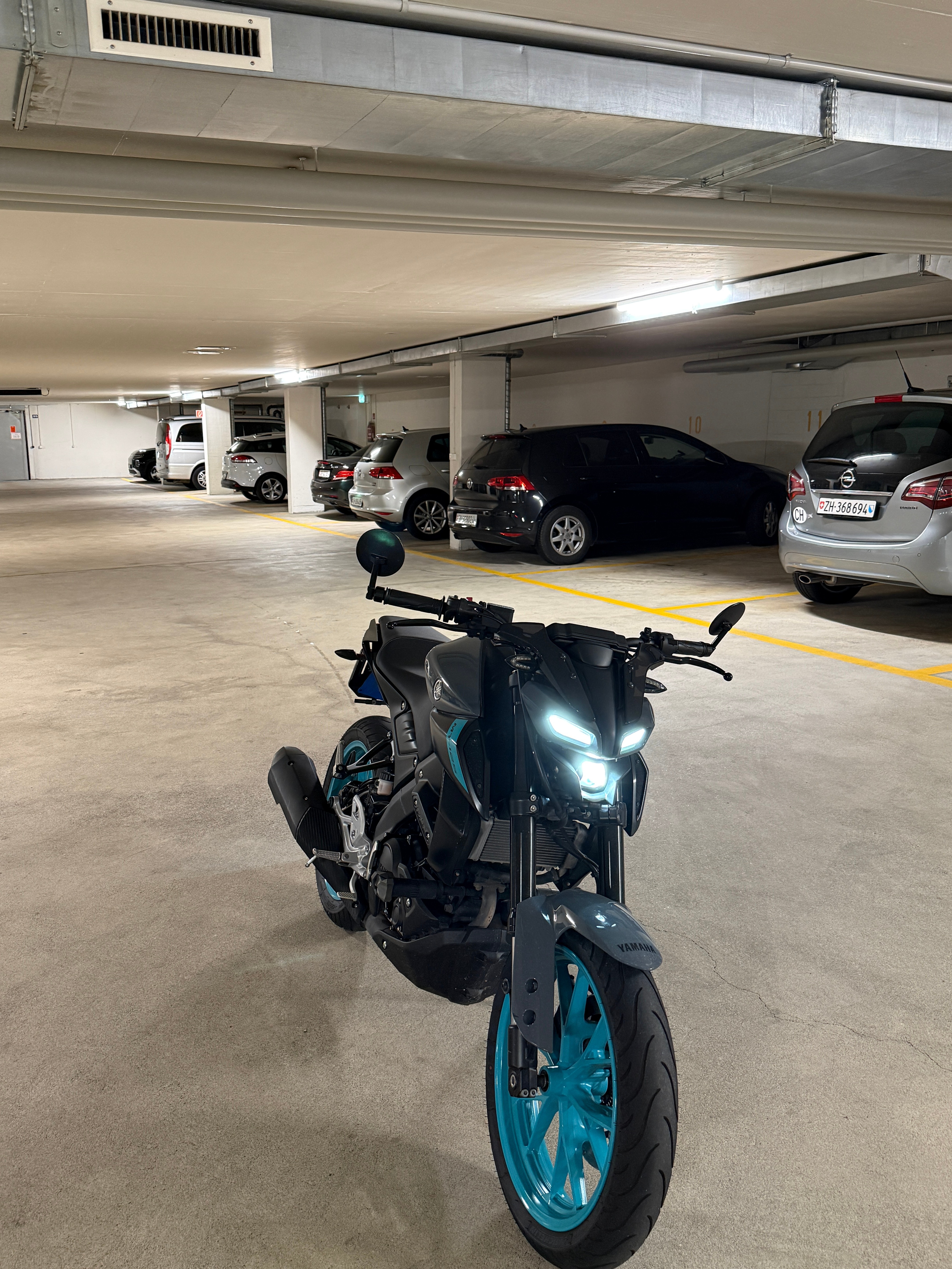 Car photo