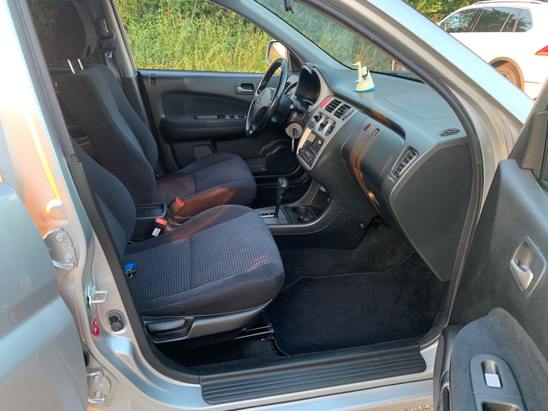 HONDA HR-V 1.6i 4WD Sport-image-4