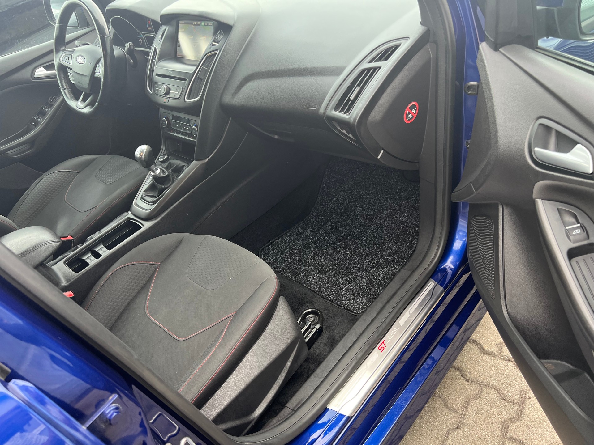 FORD Focus 1.5 SCTi ST Line 182 PS. AB MFK-image-8