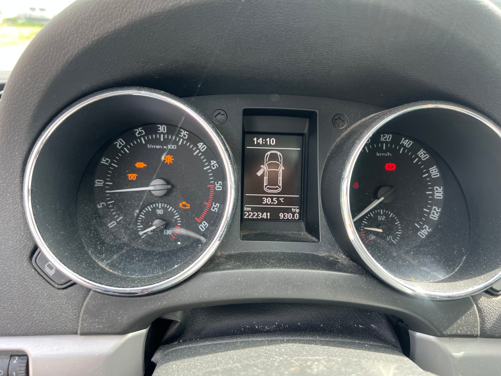 SKODA Yeti 2.0 TDI Ambition 4x4-image-12