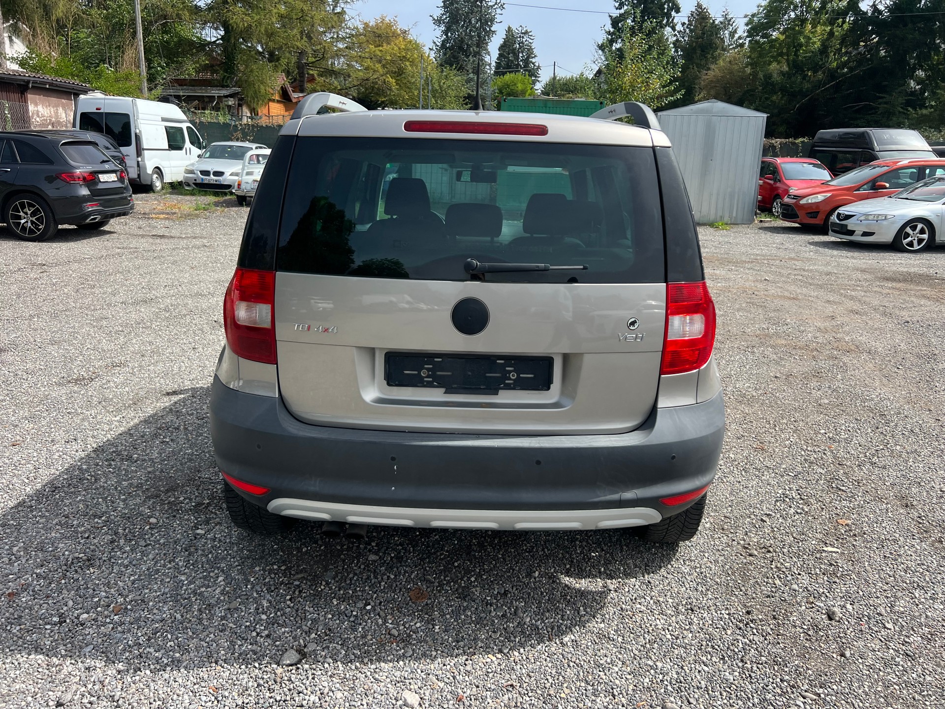 SKODA Yeti 2.0 TDI Ambition 4x4-image-4
