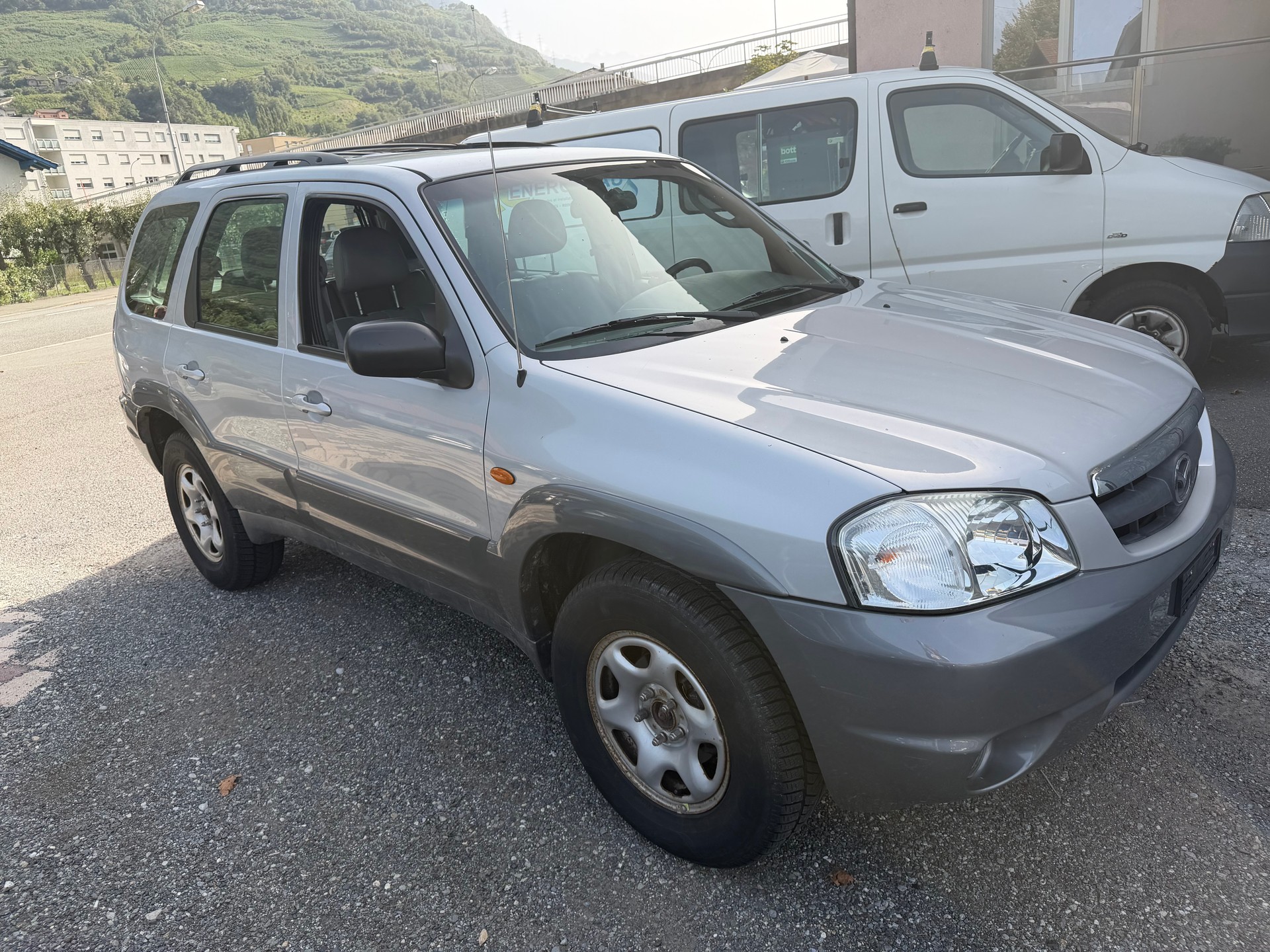 MAZDA Tribute 3.0 V6 Executive-image-1