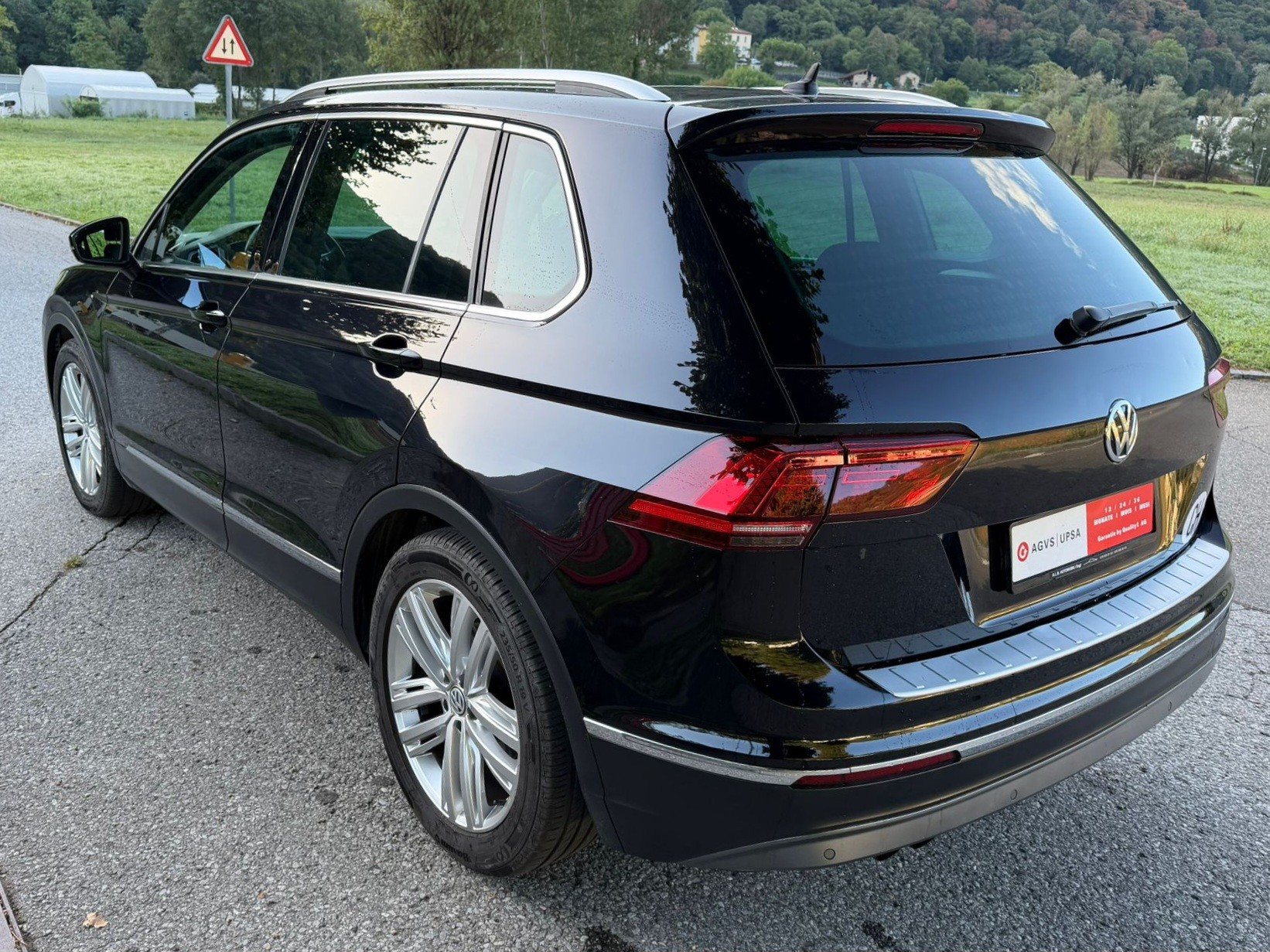 VW Tiguan 2.0TSI Highline 4Motion DSG-image-3
