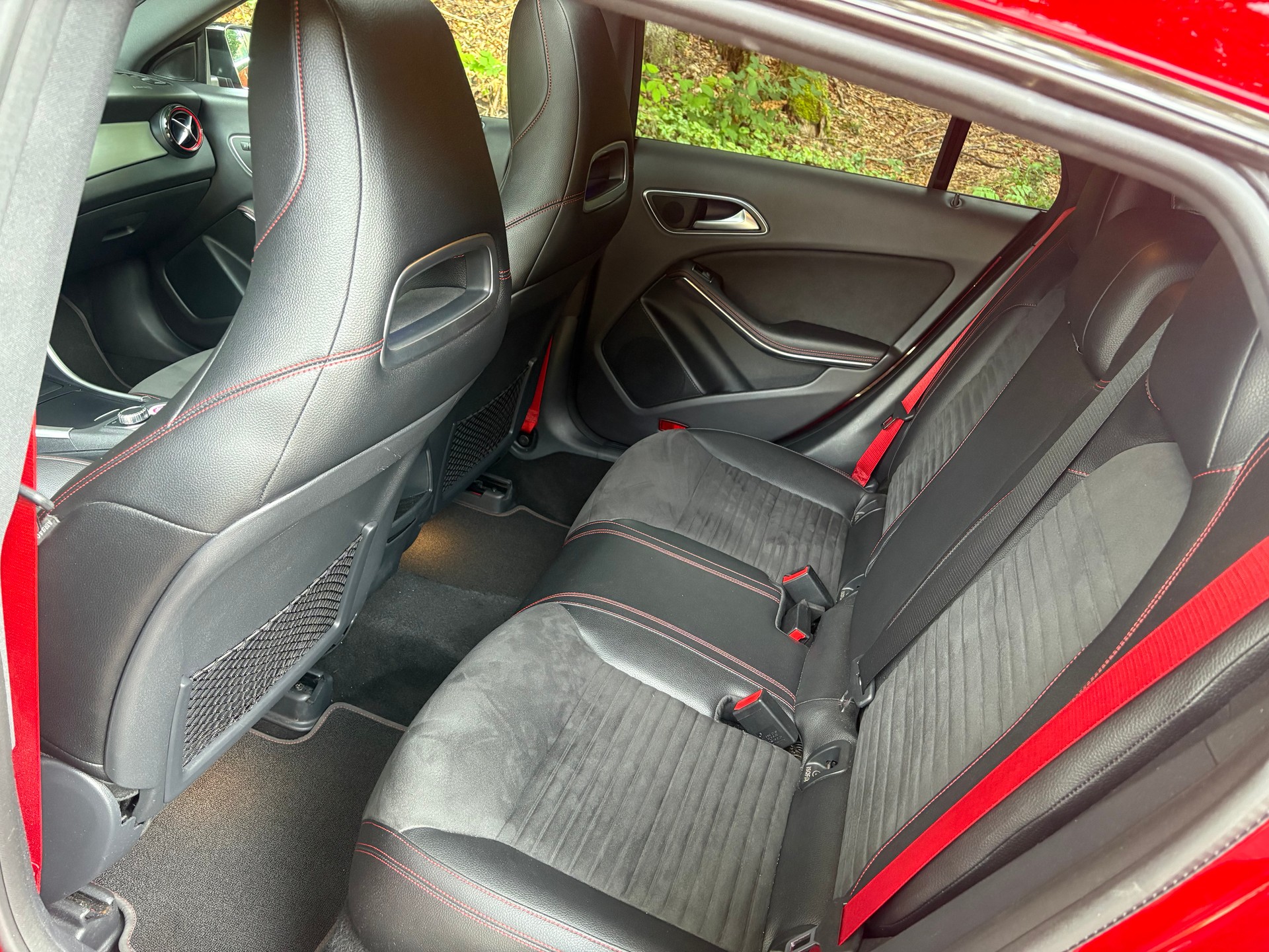 MERCEDES-BENZ CLA 250 Sport 4m-image-4