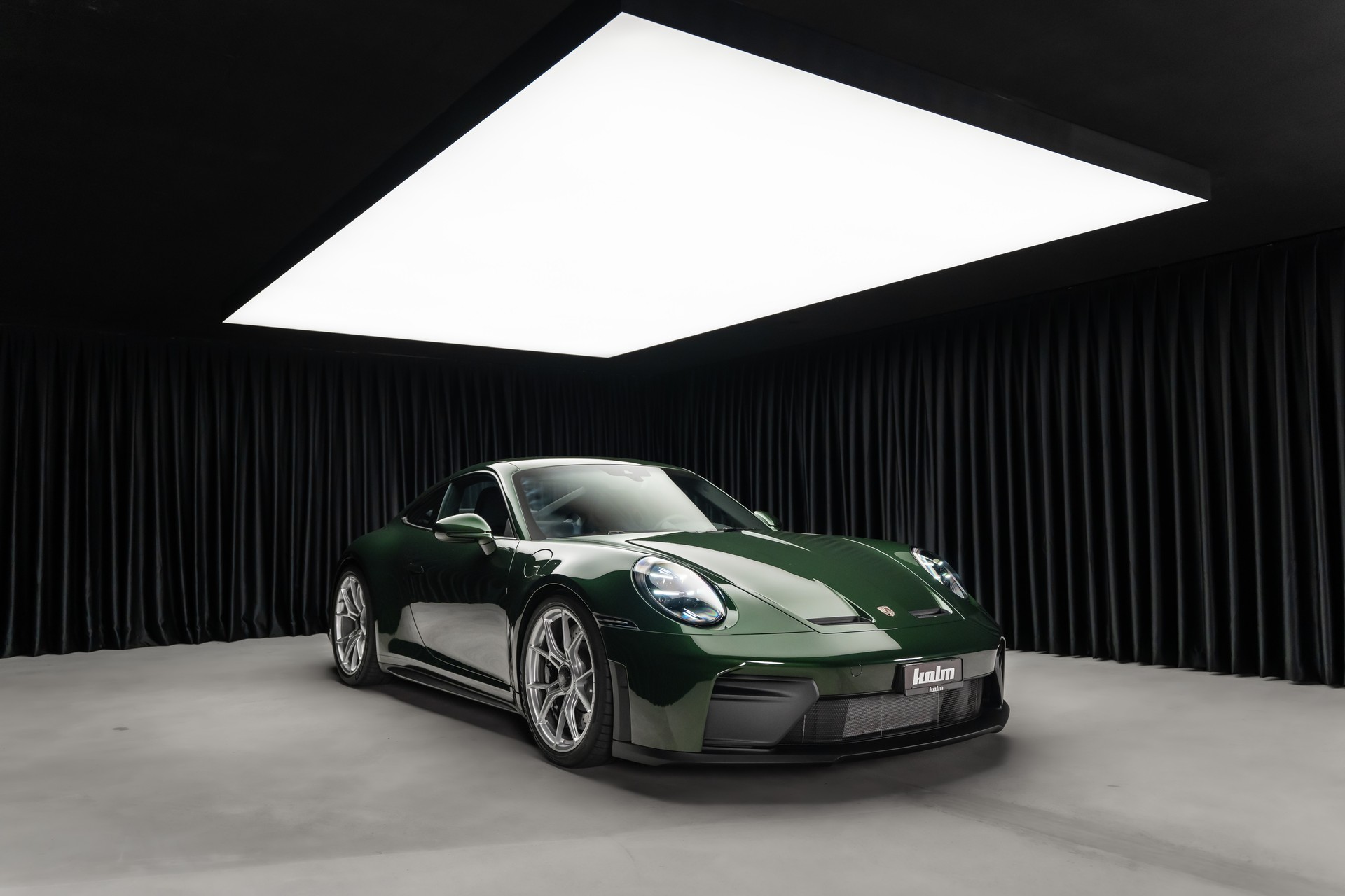 PORSCHE 911 Carrera GT3 PDK Touring-image-3