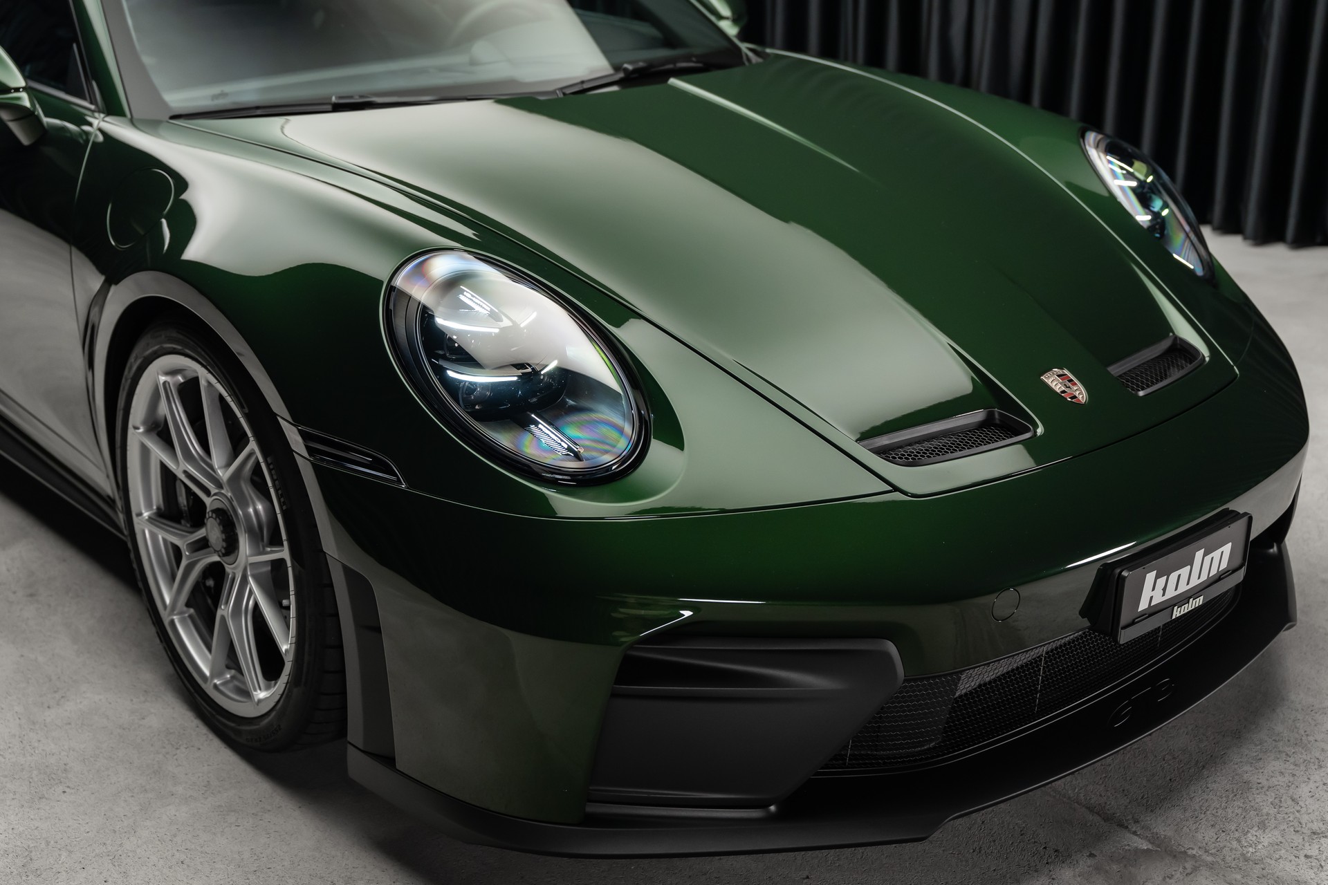 PORSCHE 911 Carrera GT3 PDK Touring-image-4