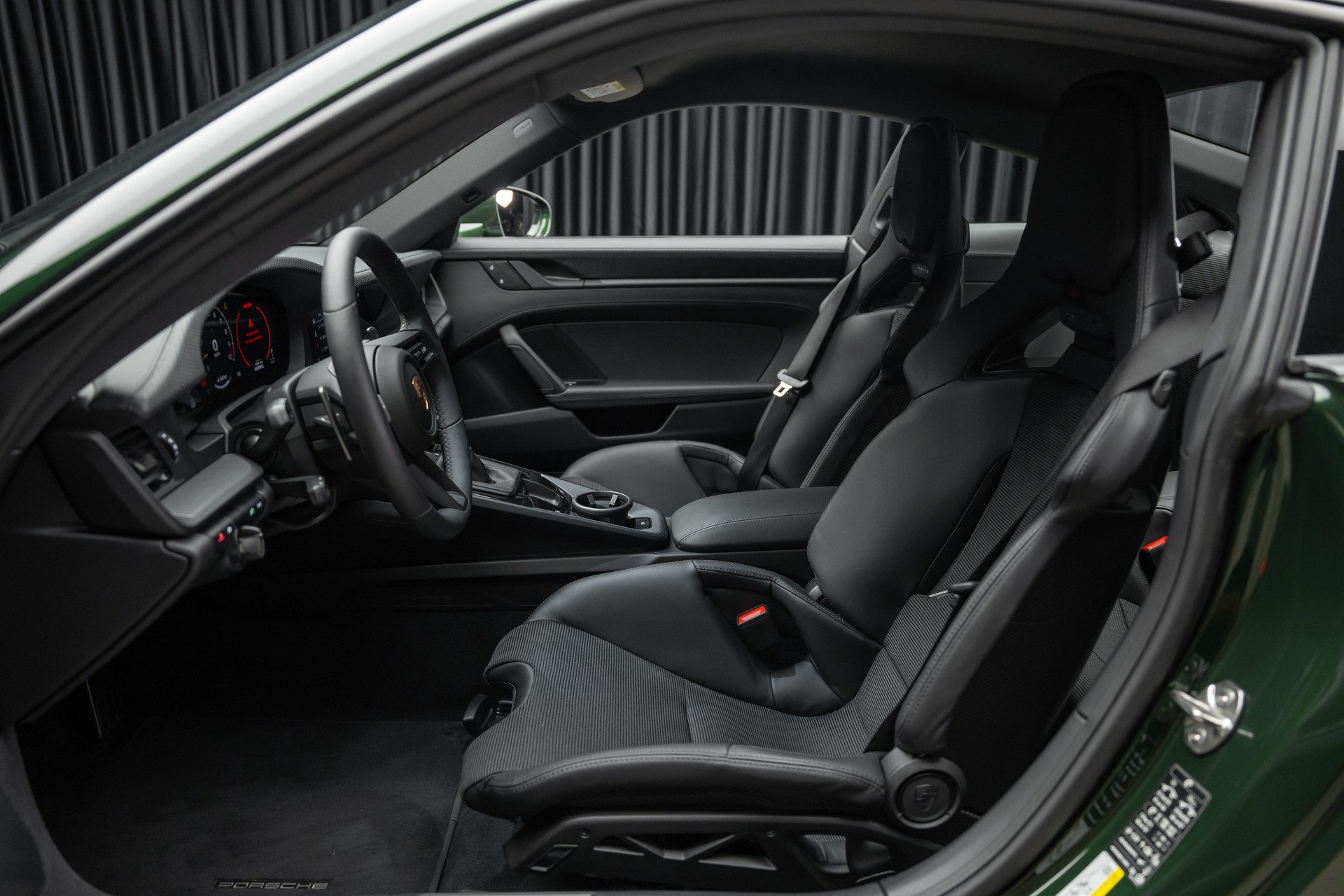 PORSCHE 911 Carrera GT3 PDK Touring-image-16
