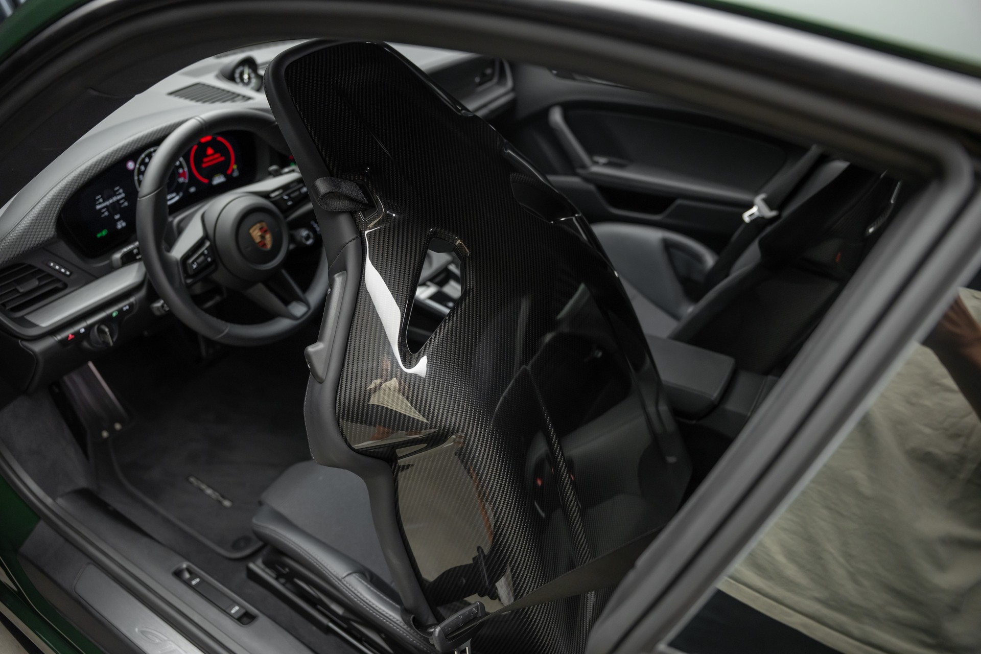 PORSCHE 911 Carrera GT3 PDK Touring-image-21