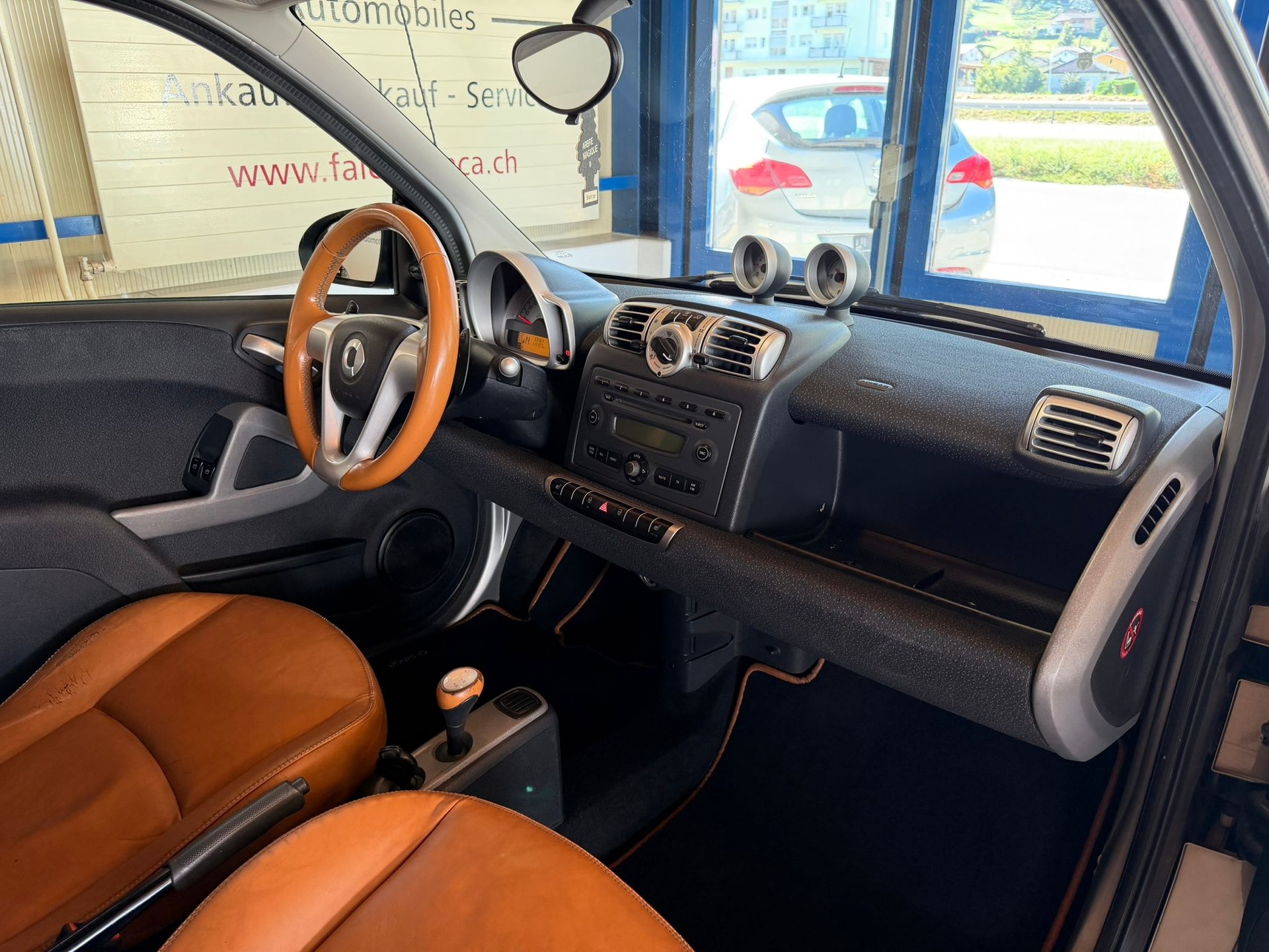 SMART fortwo limited one softouch-image-14