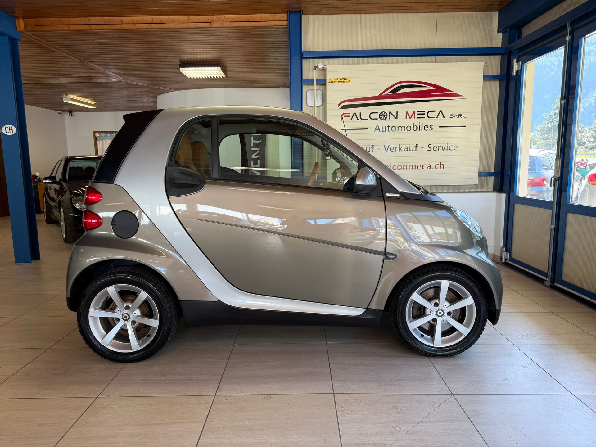 SMART fortwo limited one softouch-image-9