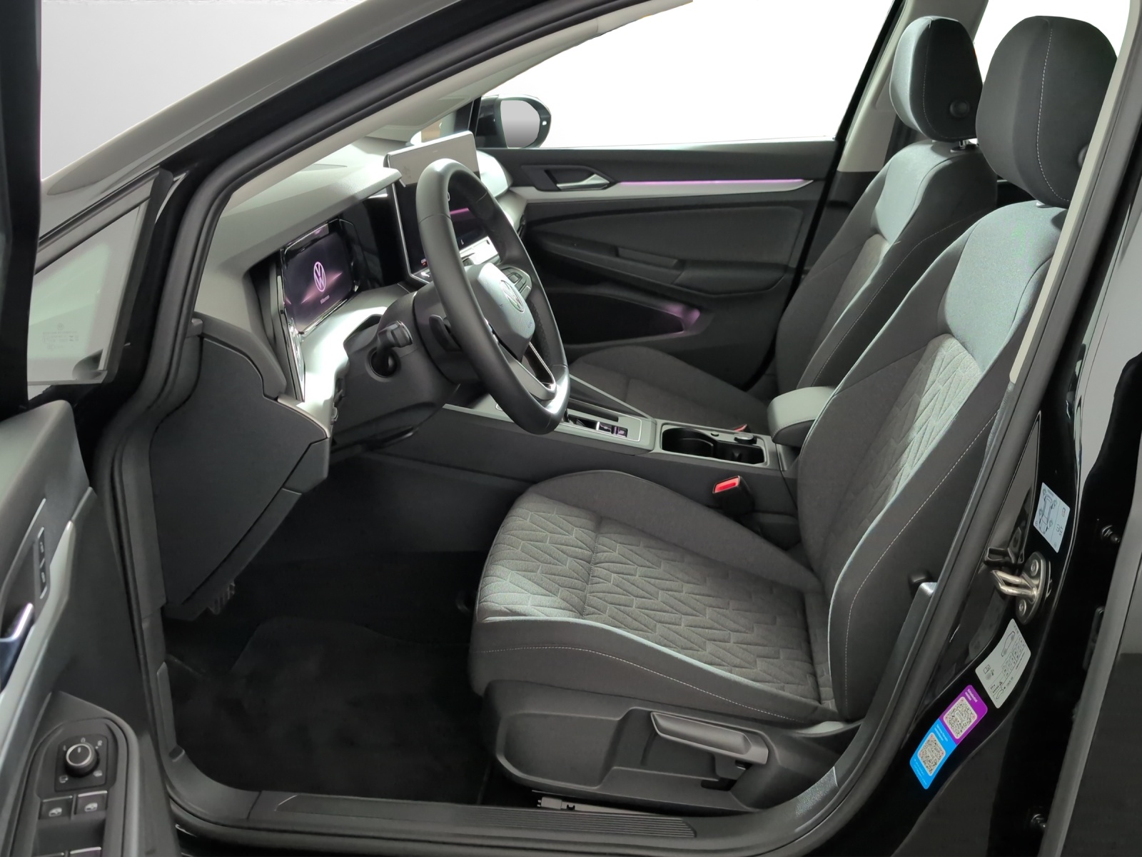 VW Golf 1.5 e TSI mHEV United DSG-image-5