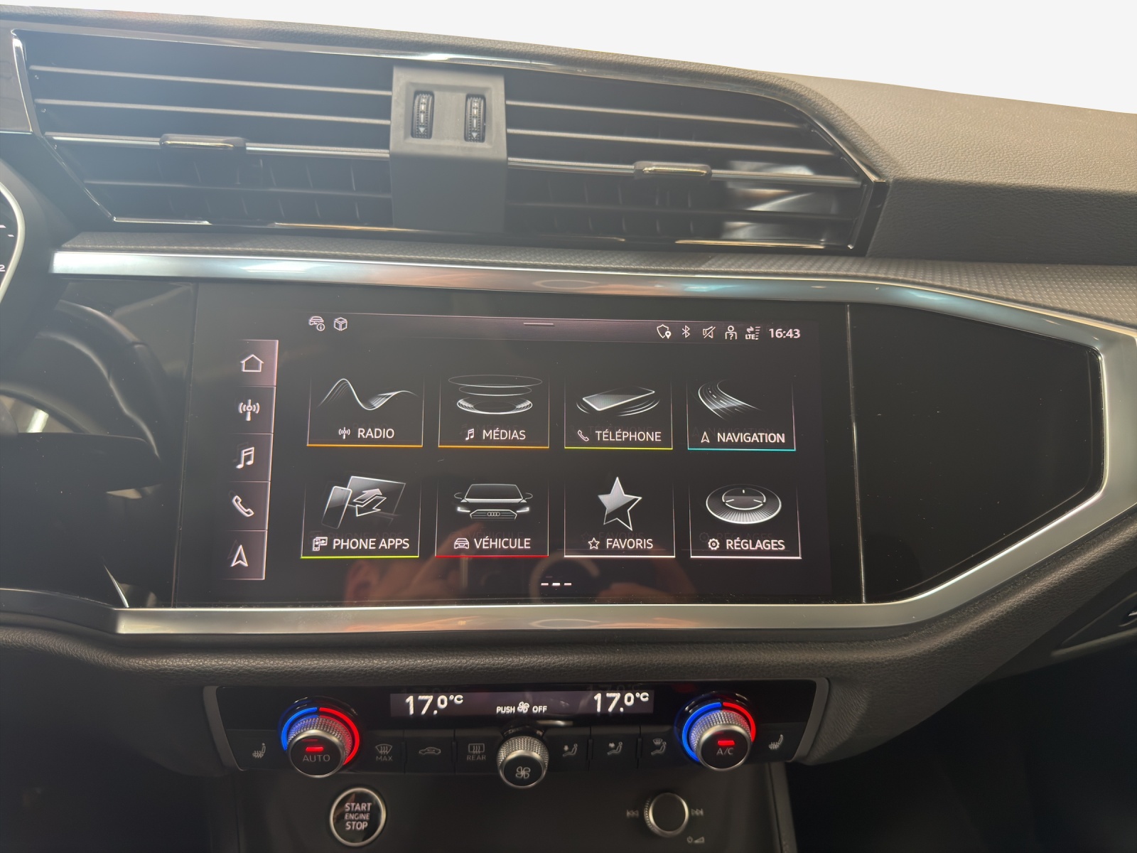 AUDI Q3 Sportback 35 TFSI Attraction S-tronic-image-13