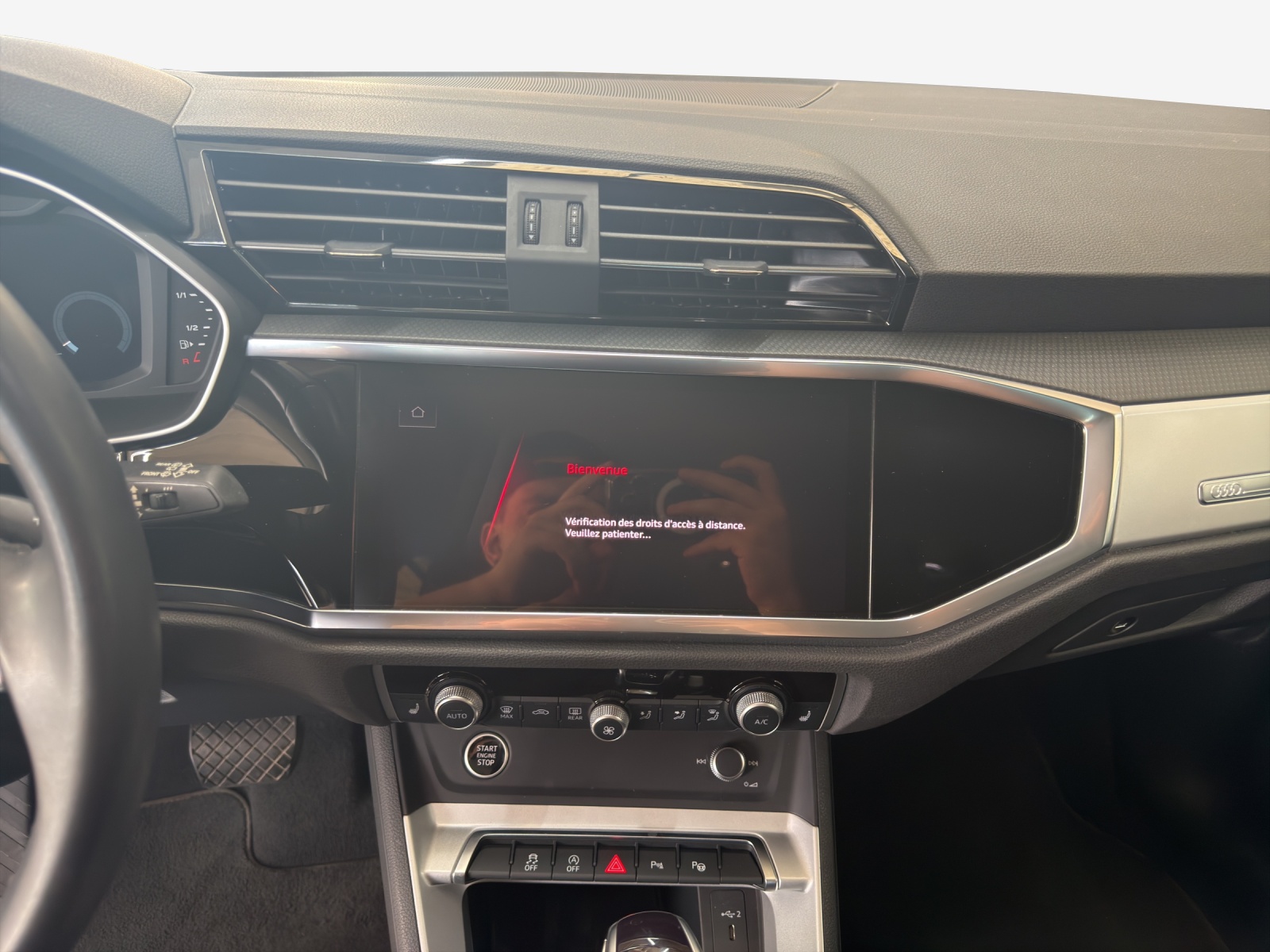 AUDI Q3 Sportback 35 TFSI Attraction S-tronic-image-10