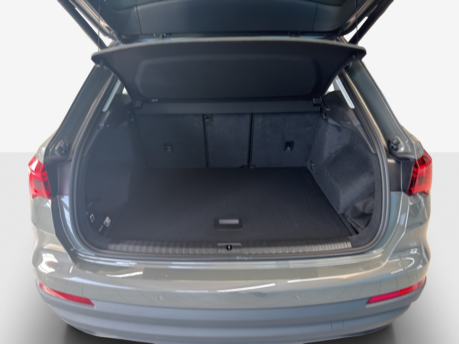 AUDI Q3 Sportback 35 TFSI Attraction S-tronic-image-12