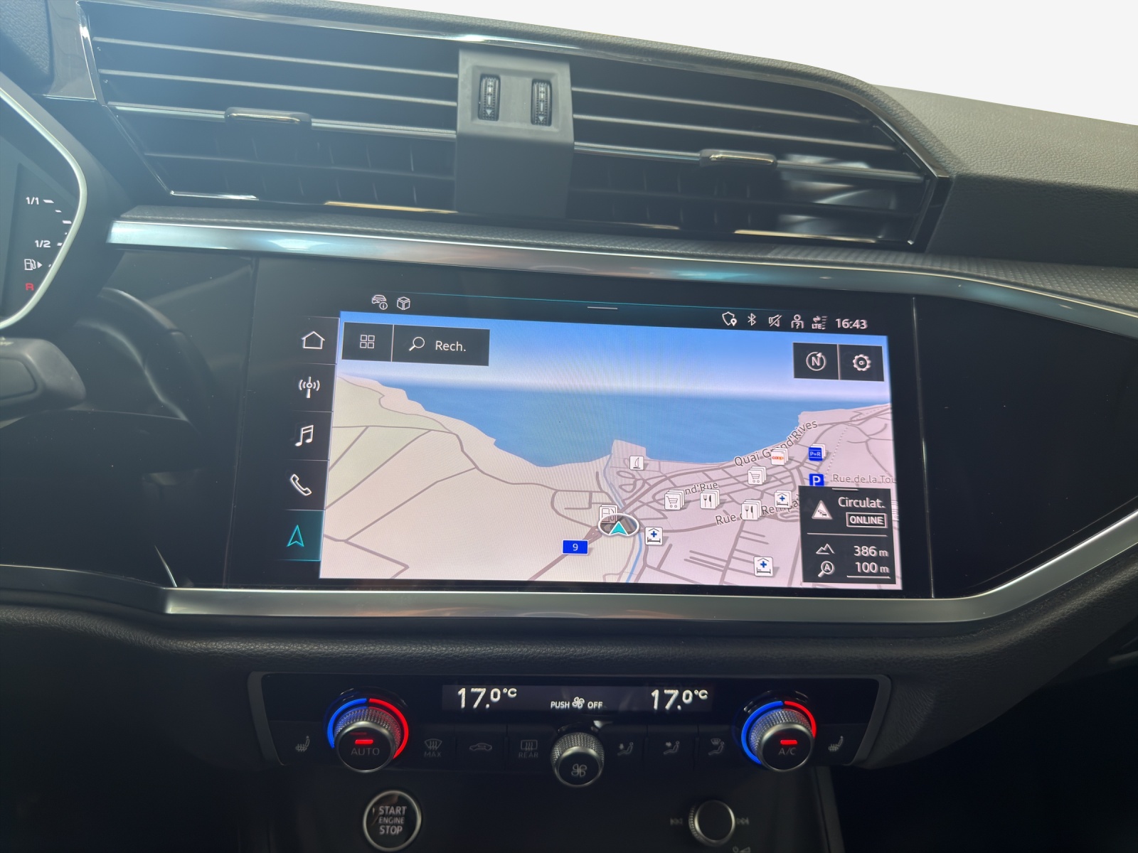 AUDI Q3 Sportback 35 TFSI Attraction S-tronic-image-14