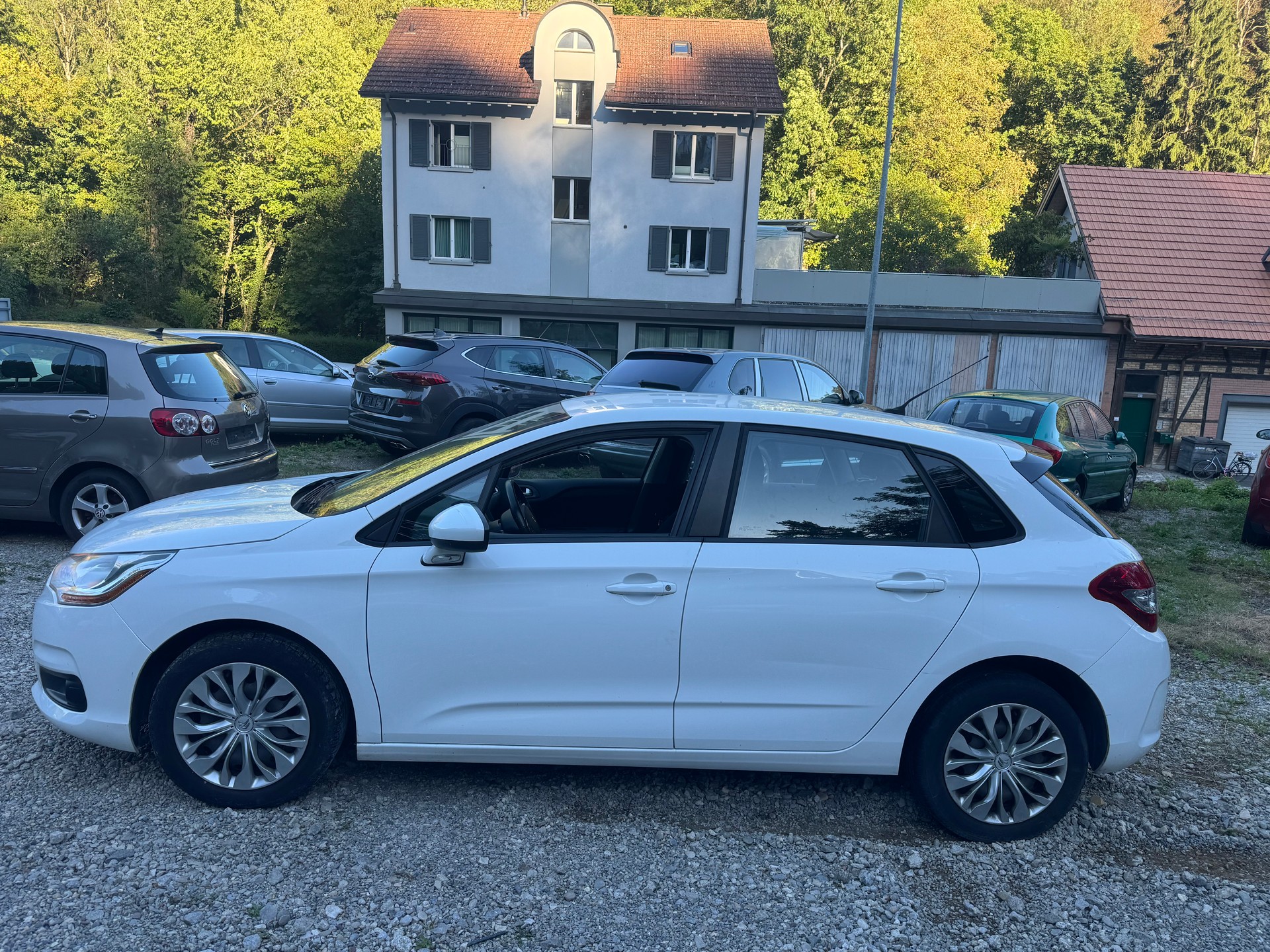 CITROEN C4 Berline 1.4 VTi Attraction-image-3