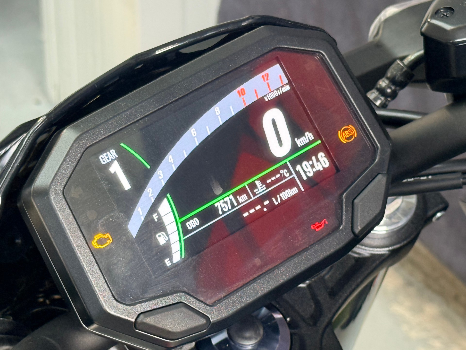 KAWASAKI Z 650 SE (35kW)-image-5