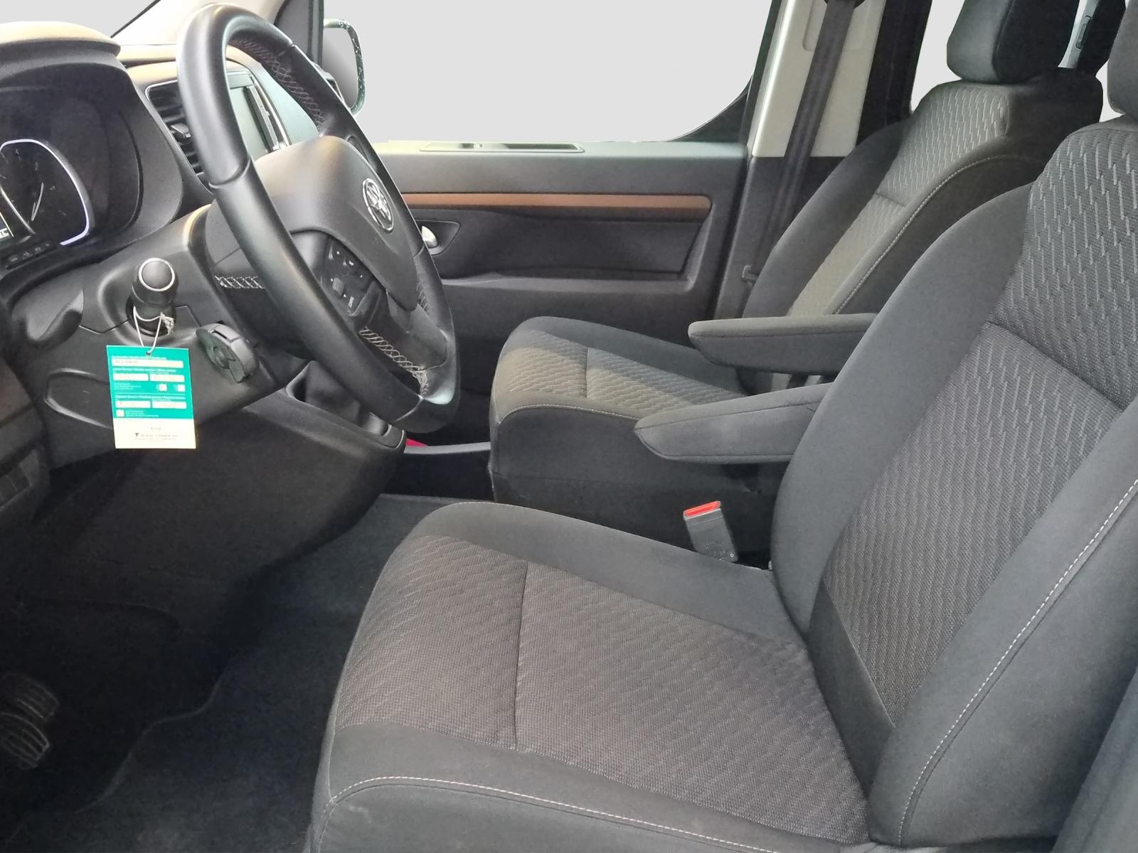 TOYOTA PROACE Verso L0 2.0 D Shuttle-image-8
