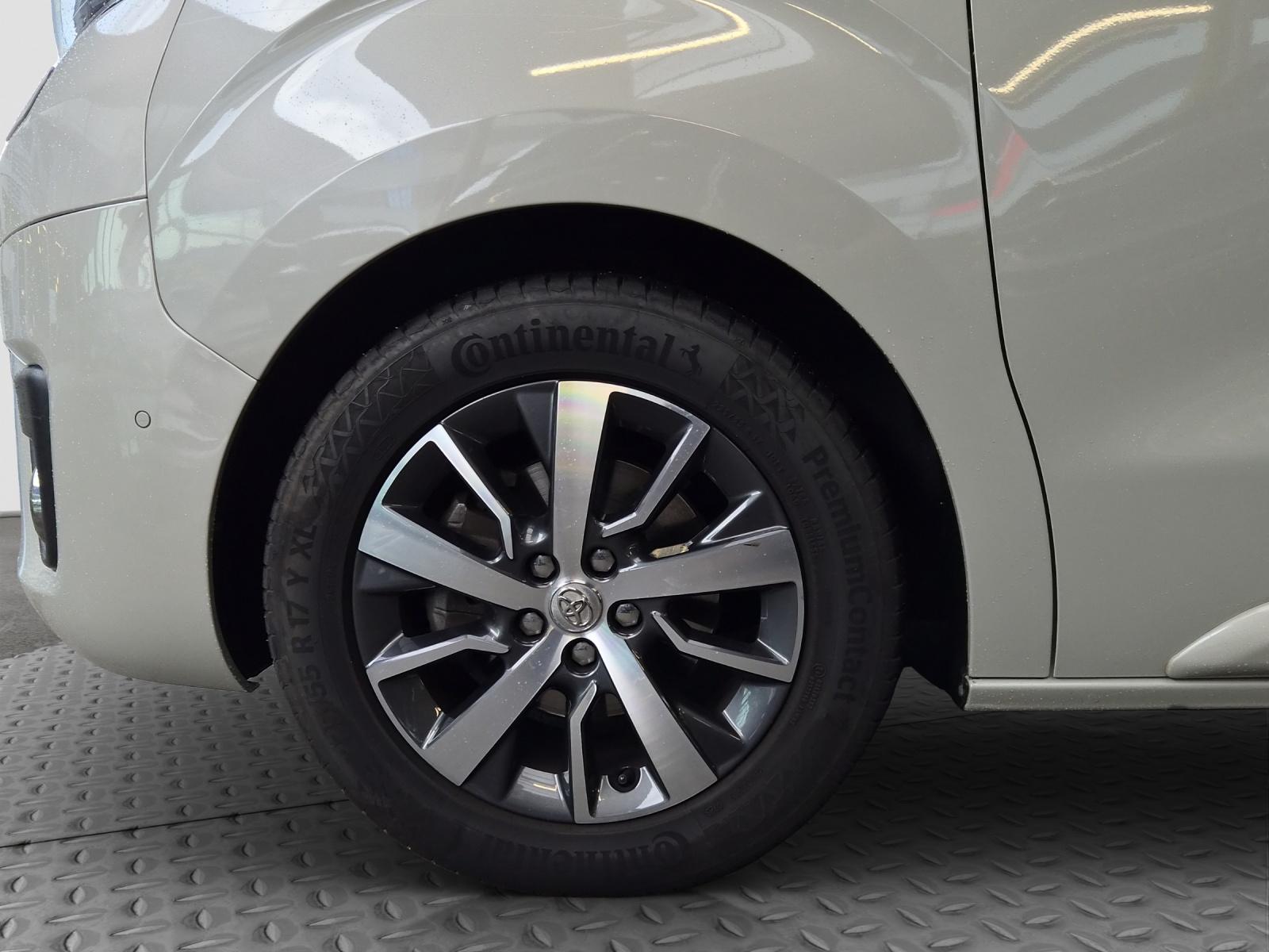 TOYOTA PROACE Verso L0 2.0 D Shuttle-image-6