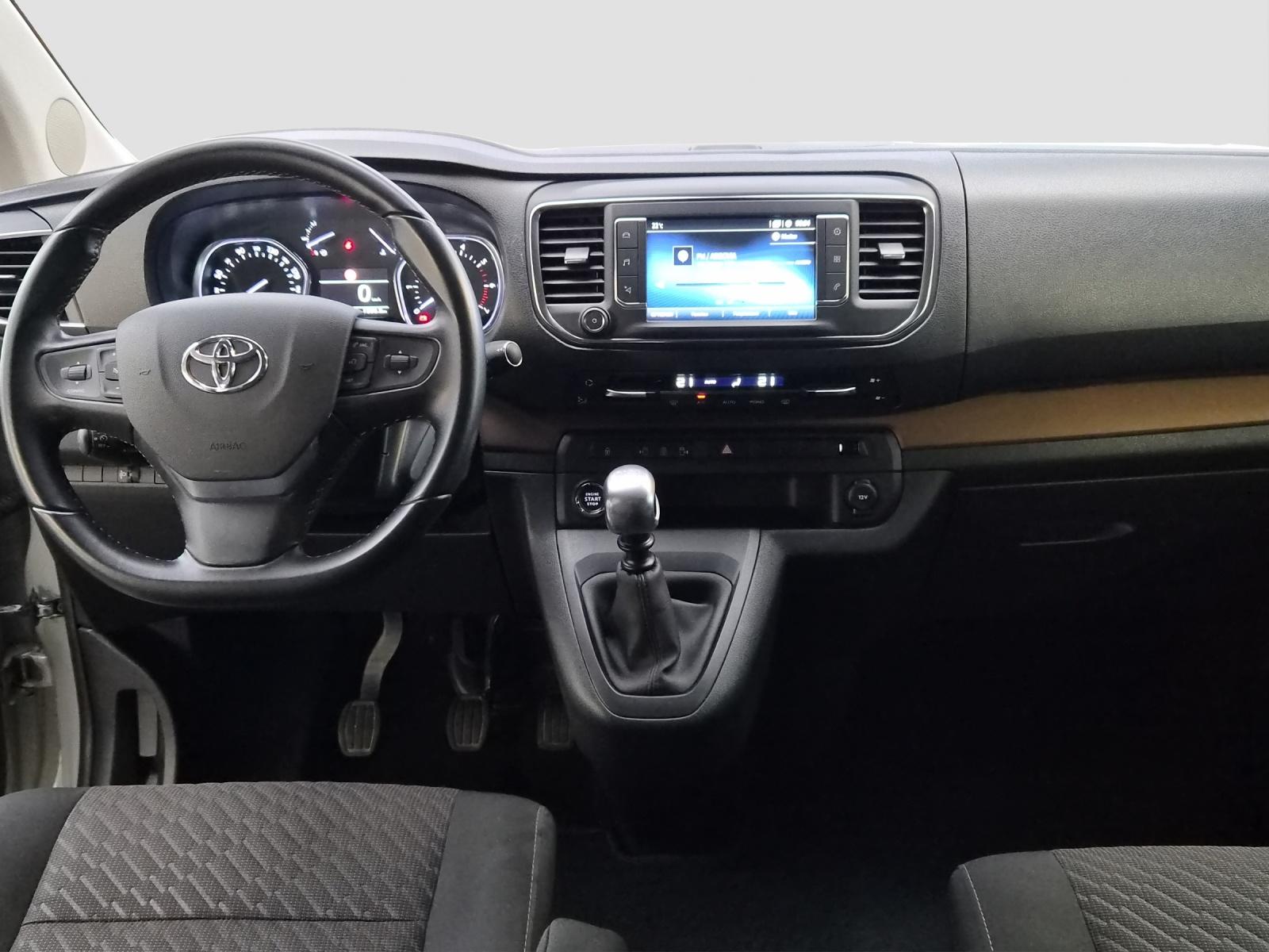 TOYOTA PROACE Verso L0 2.0 D Shuttle-image-10