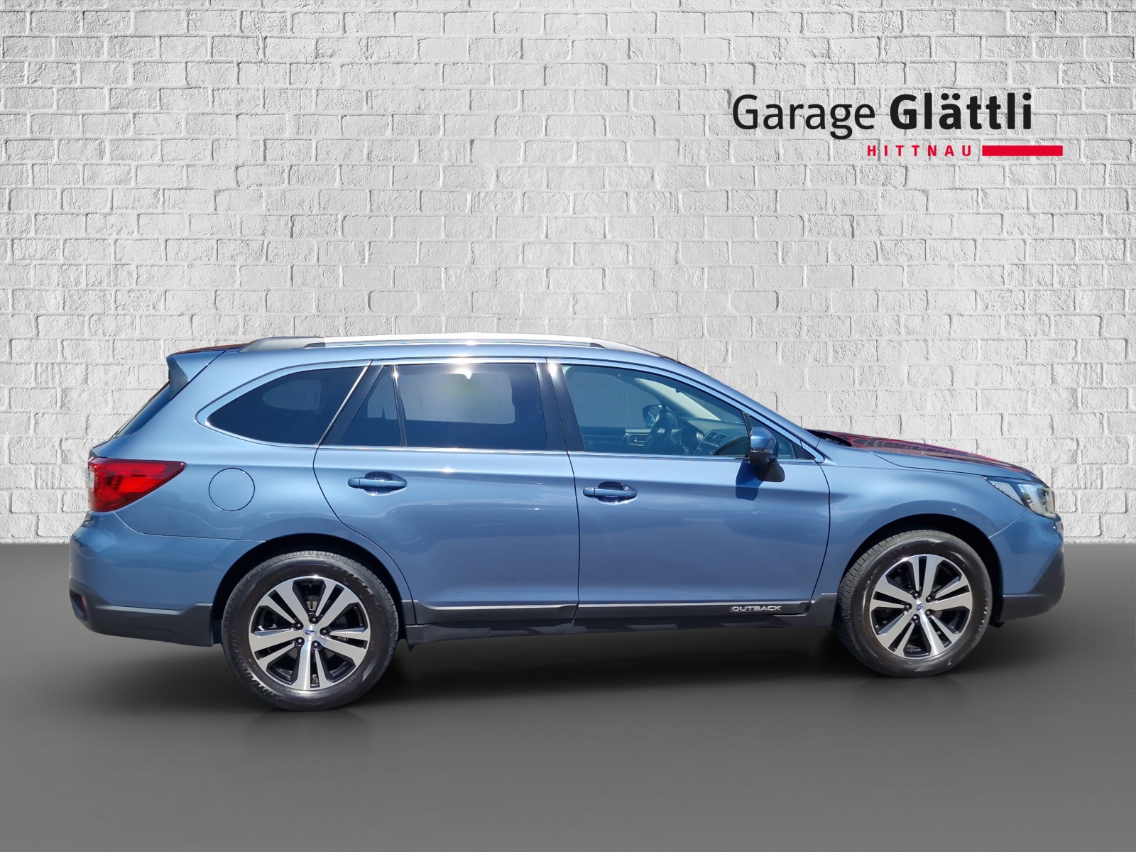 SUBARU Outback 2.5i Luxury-image-8
