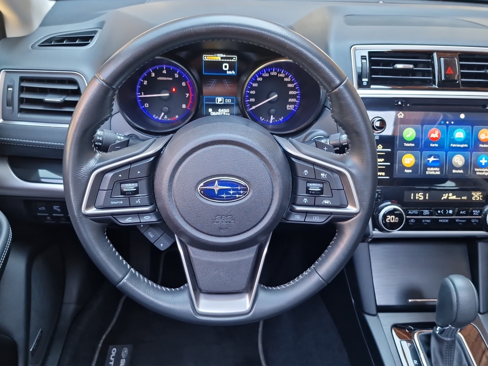 SUBARU Outback 2.5i Luxury-image-19