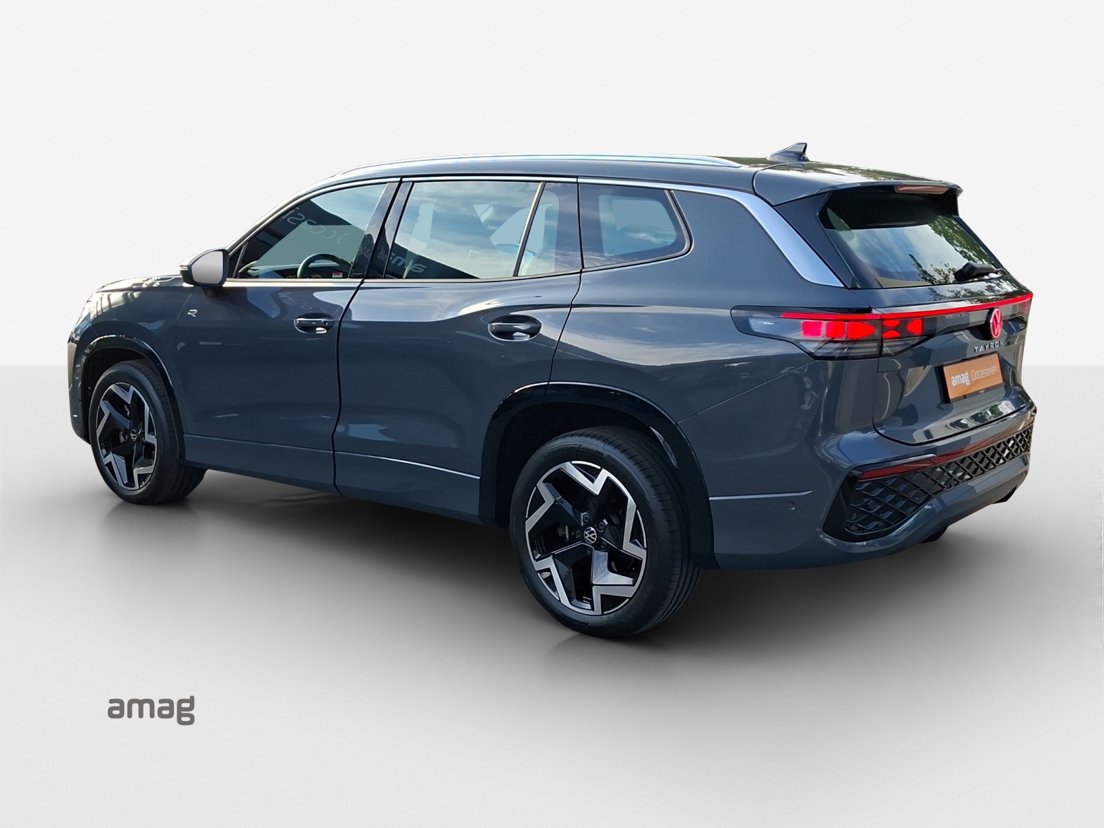 VW Tayron 2.0 TSI R-Line DSG 4Motion-image-2